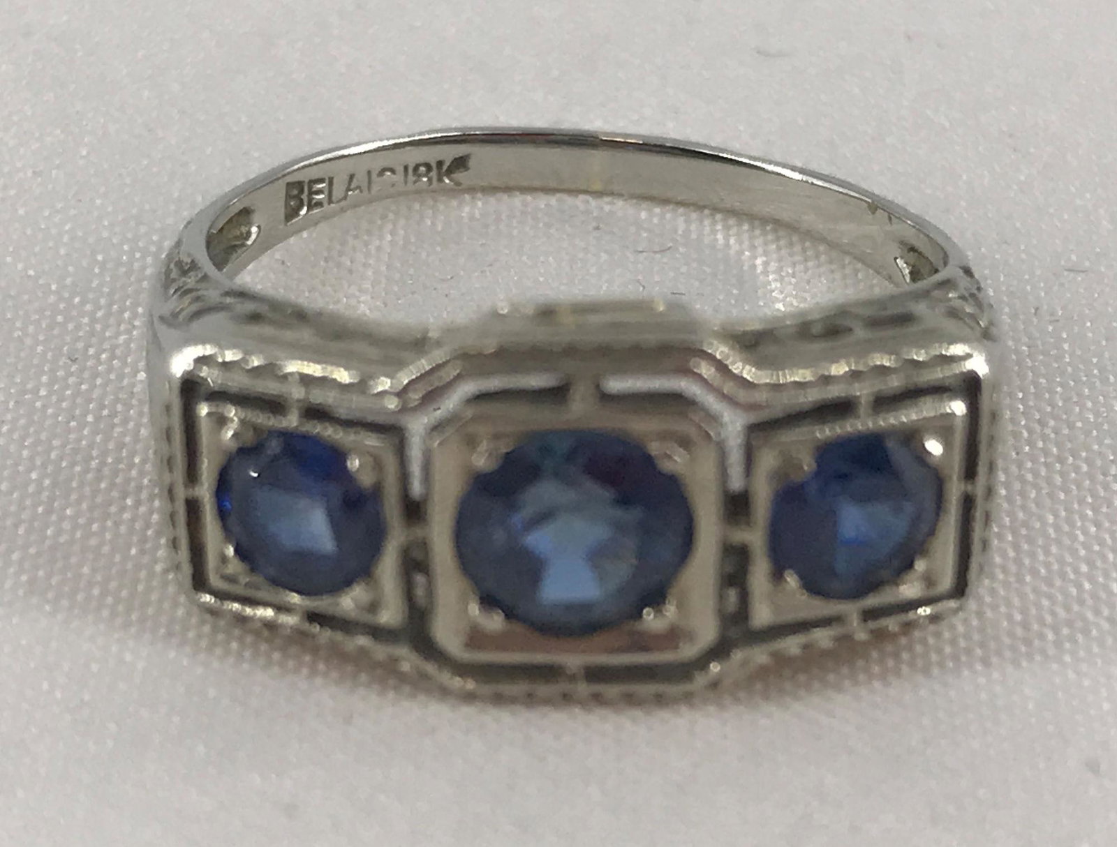VINTAGE 18KT WHITE GOLD AND GEMSTONE RING (1 of 4)
