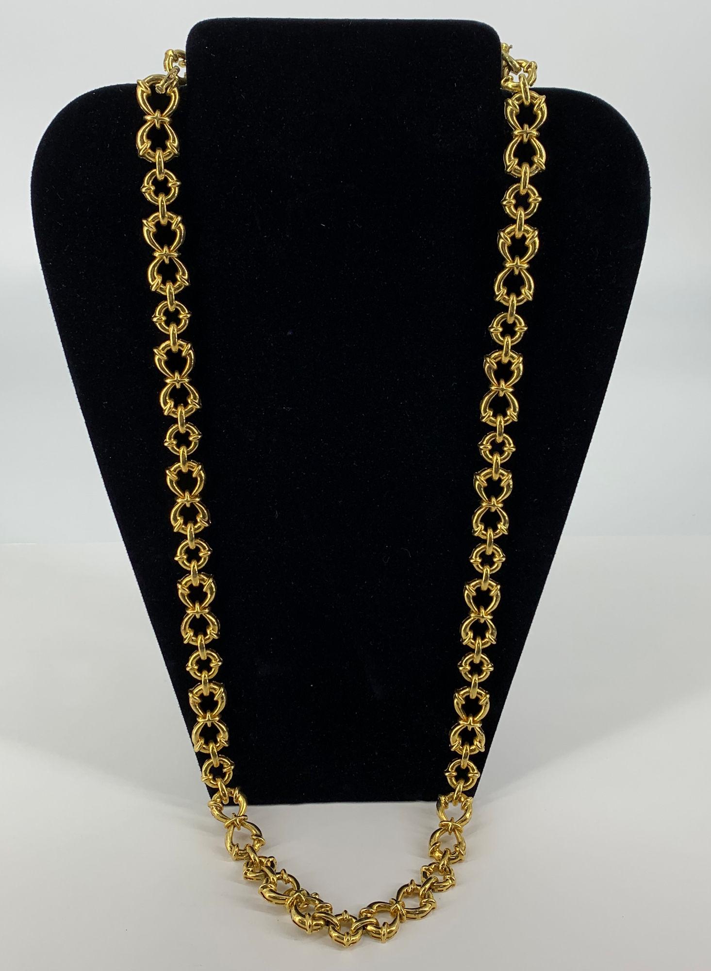 18KT YELLOW GOLD FASHION NECKLACE (1 of 3)