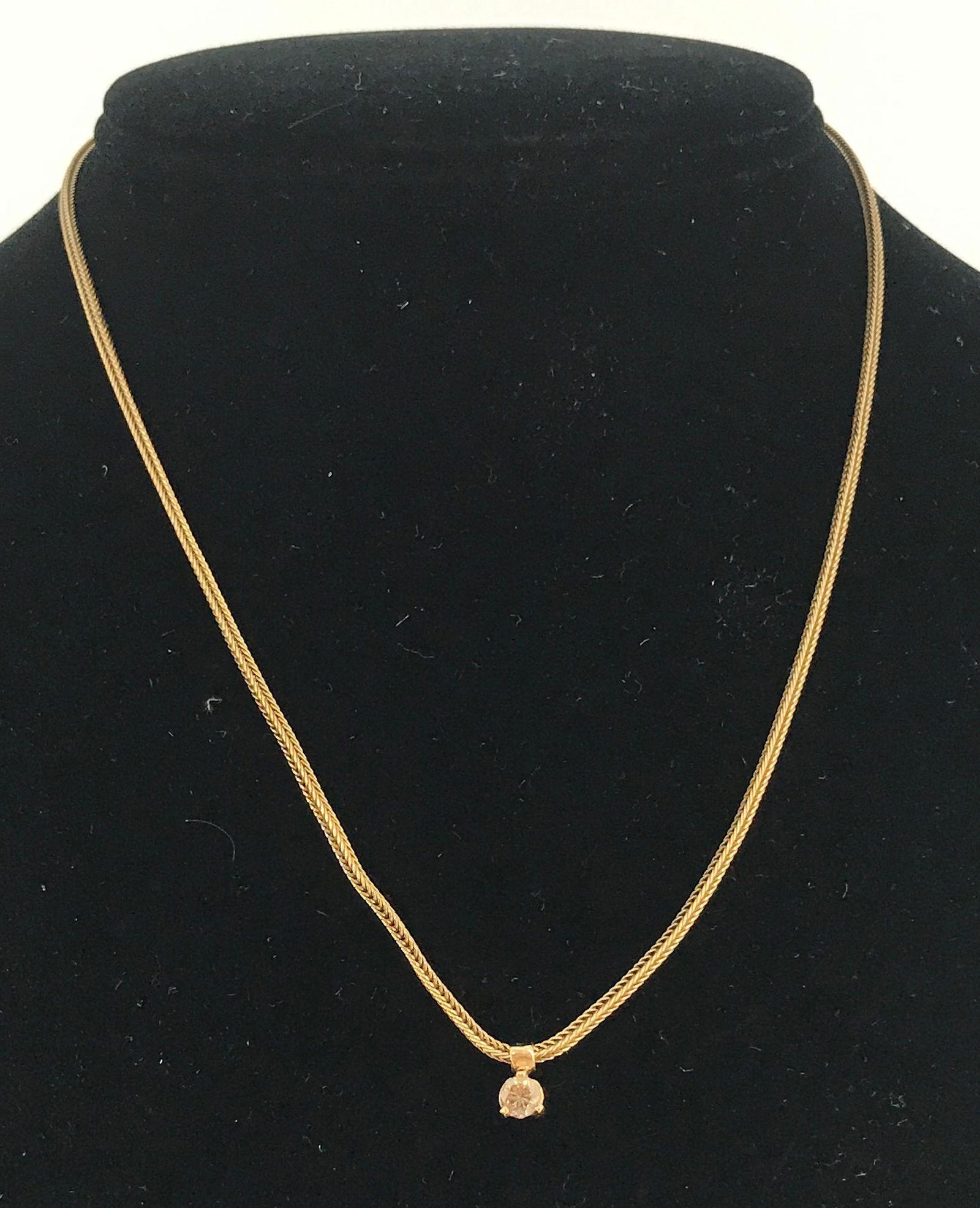 14KT YELLOW GOLD NECKLACE WITH DIAMOND SOLITAIRE (1 of 3)