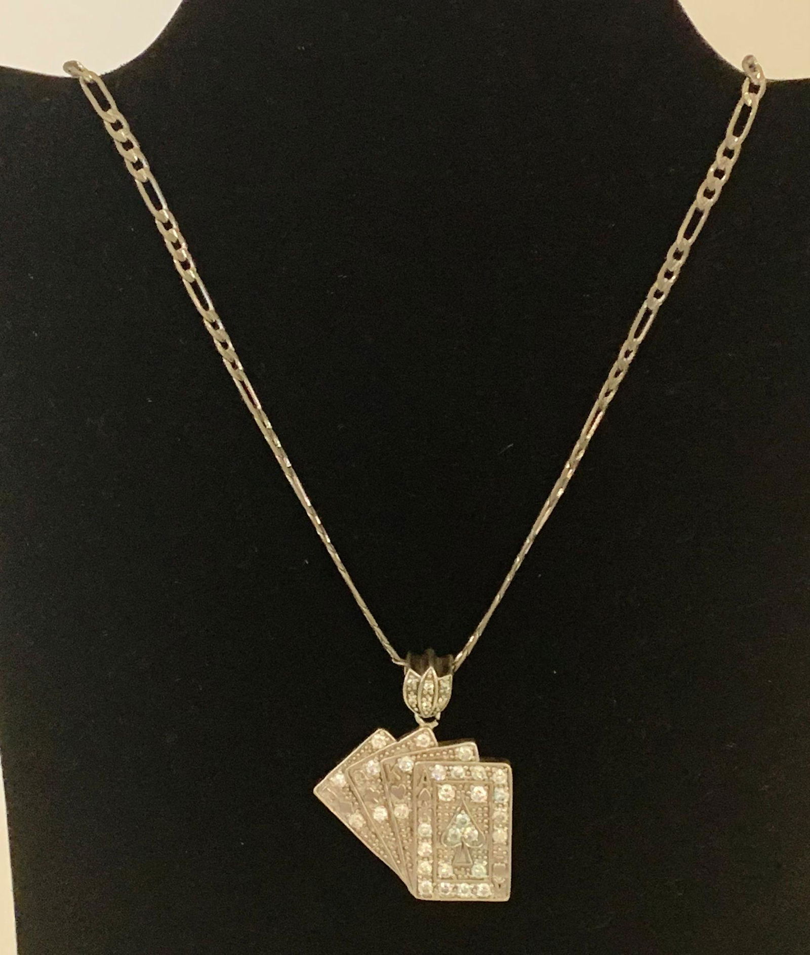 FASHION NECKLACE (1 of 7)