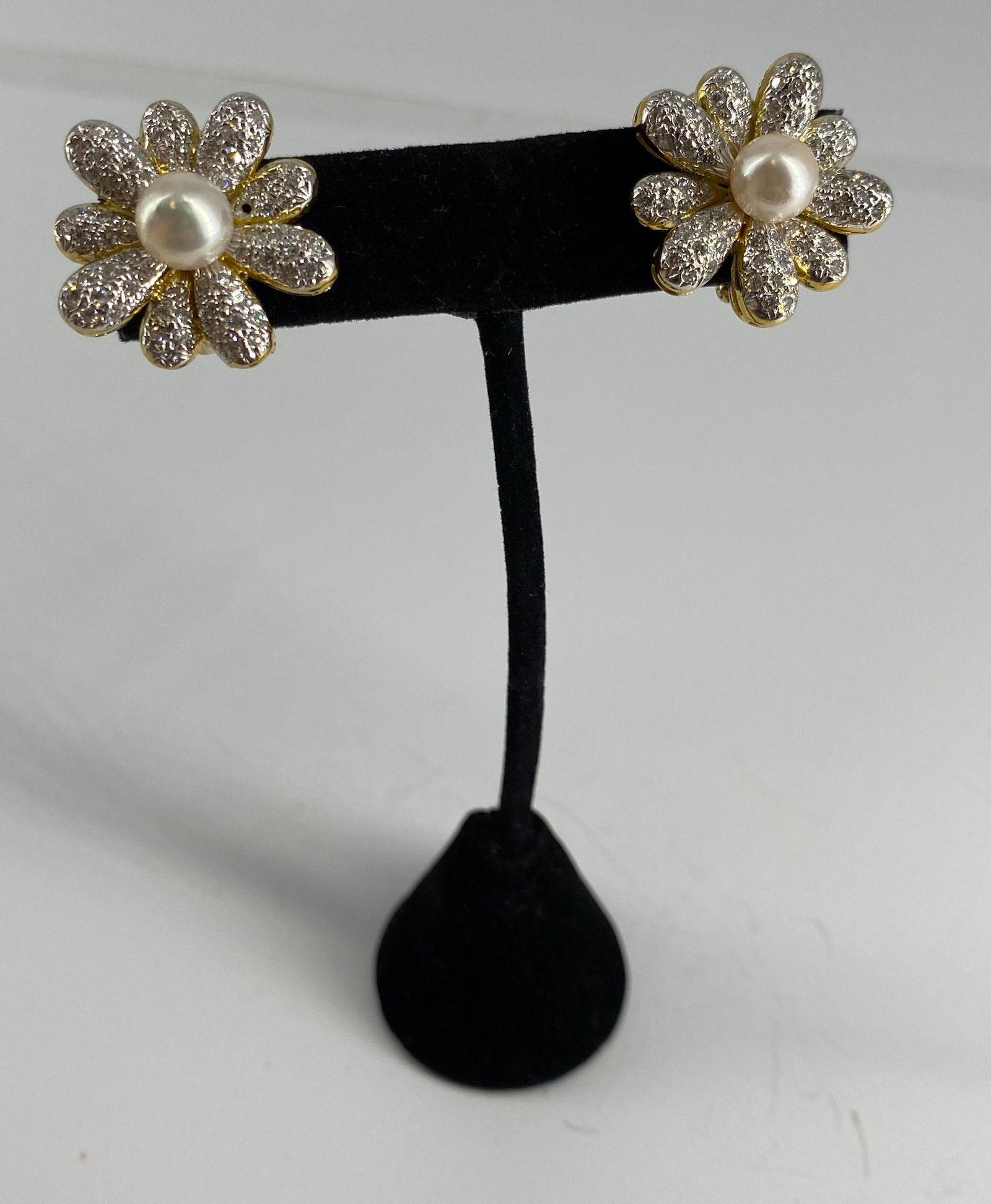 DUAL TONE 18KT GOLD, DIAMOND AND PEARL EARRINGS WITH: DUAL TONE 18KT GOLD, DIAMOND AND PEARL EARRINGS WITH FLORAL MOTIF ~ OPTIONAL CLIP/OMEGA BACKS WITH FLIP UP POSTS, 7.2MM-7.4MM WHITE PEARL CENTERS WITH NICE LUSTER AND BLUSH PINK UNDERTONES, SET WITH R