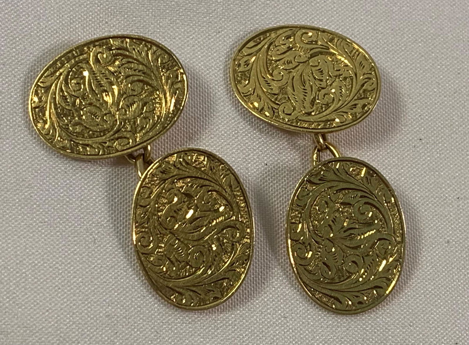 PR ANTIQUE 18KT YELLOW GOLD CUFFLINKS (1 of 3)
