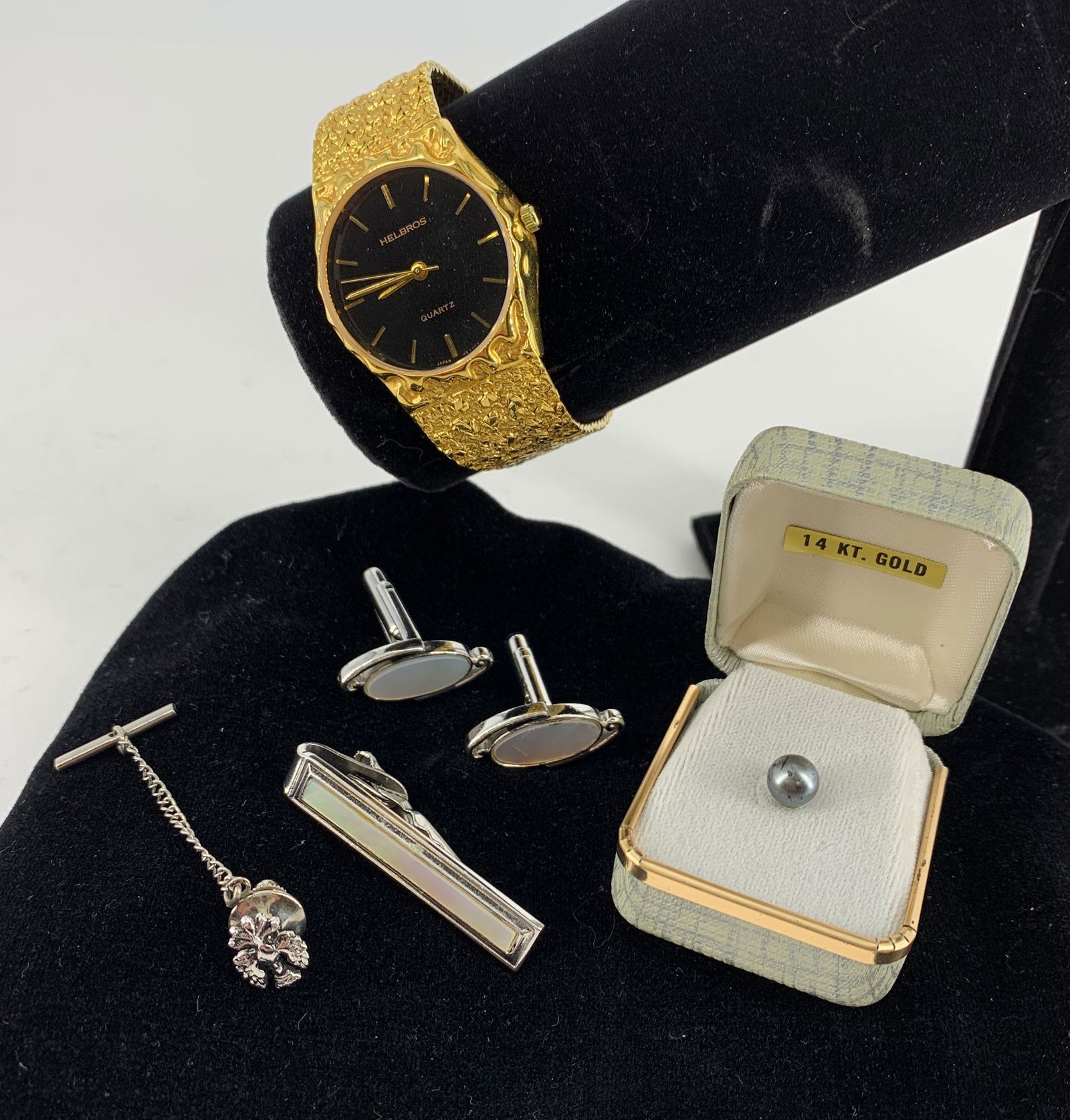 MEN'S ACCESSORIES (1 of 13)