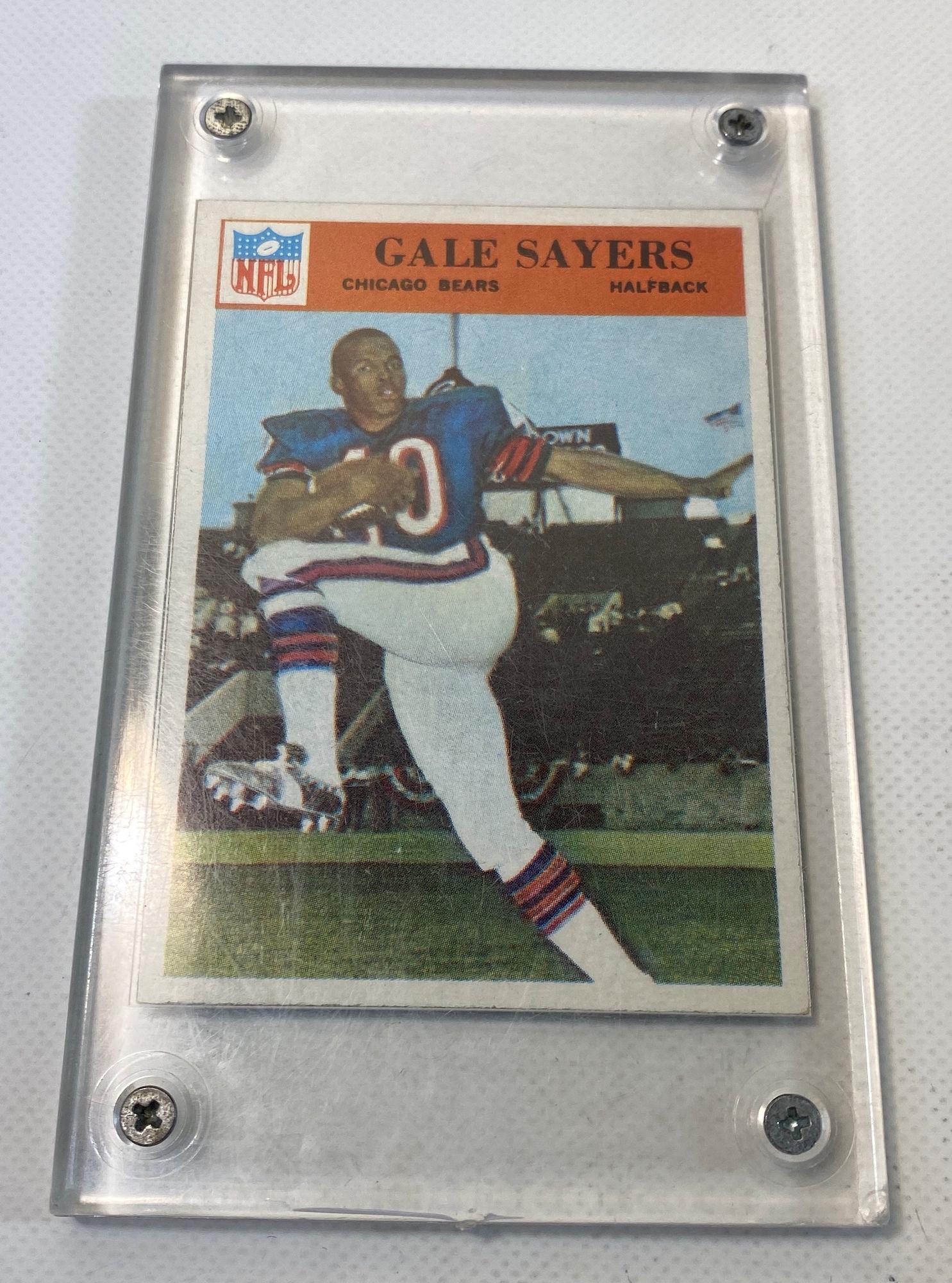 GALE SAYERS CHICAGO BEARS NFL TRADING CARD (1 of 2)