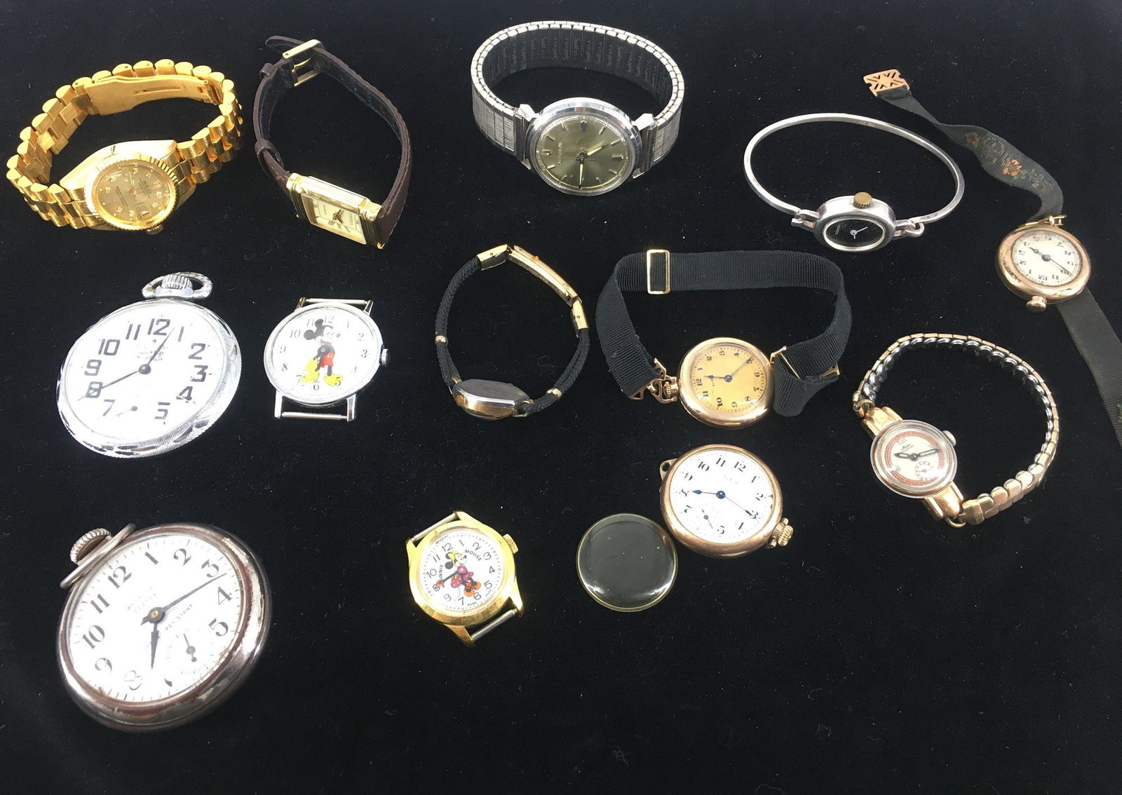 LOT OF ASSORTED POCKET WATCHES AND WRIST WATCHES (1 of 8)
