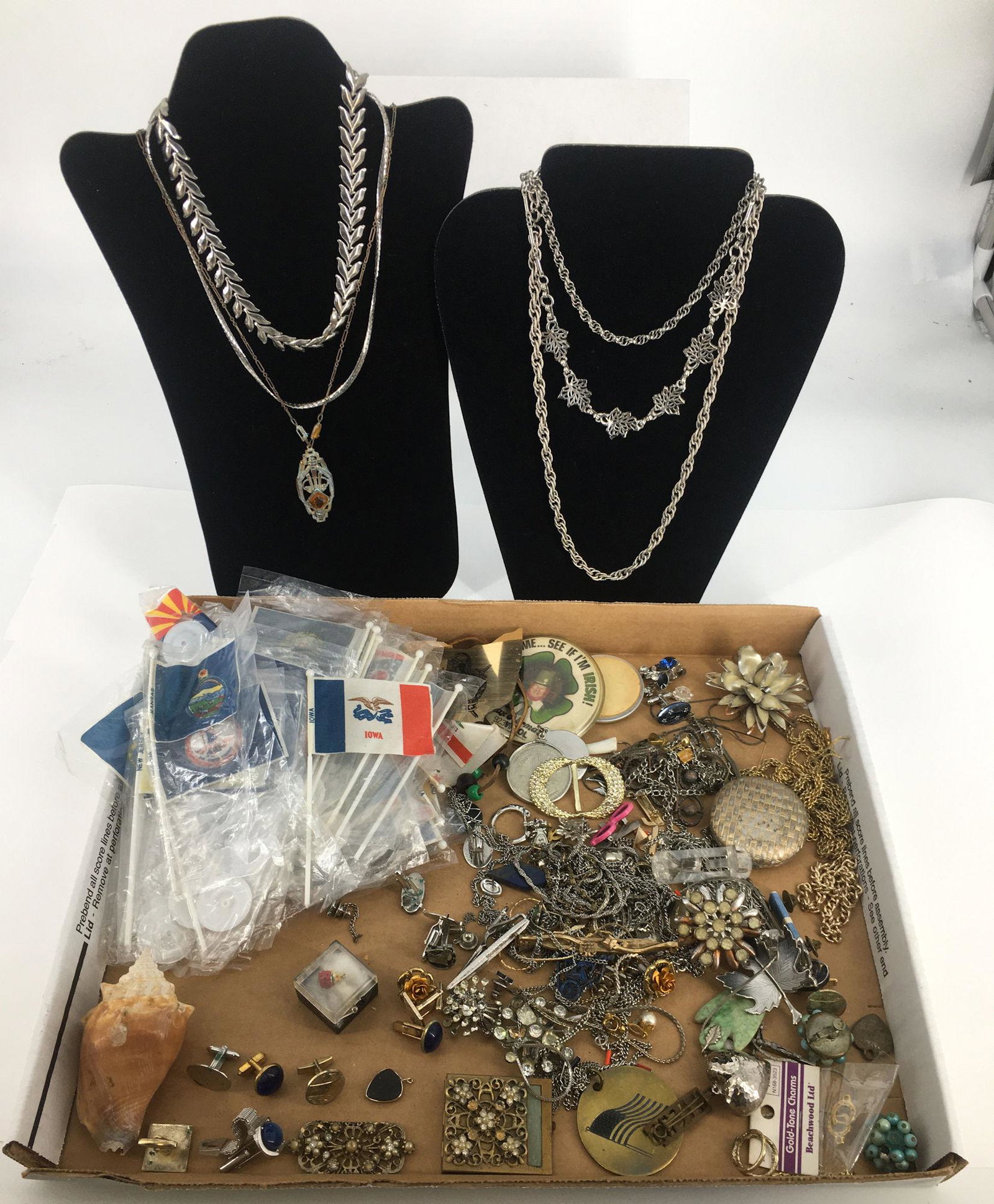 BOX LOT VINTAGE TO MODERN JEWELRY (1 of 7)