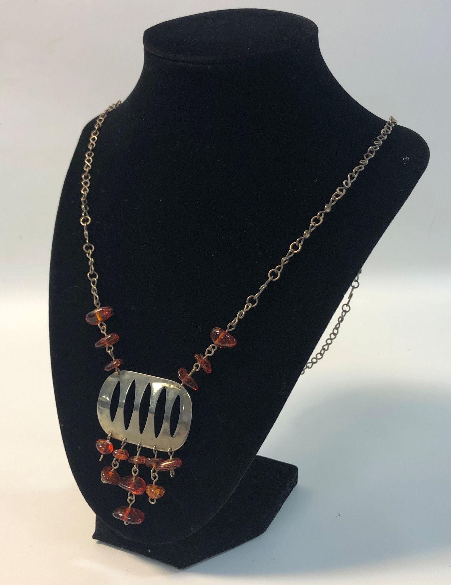 STONE FASHION NECKLACE (1 of 4)