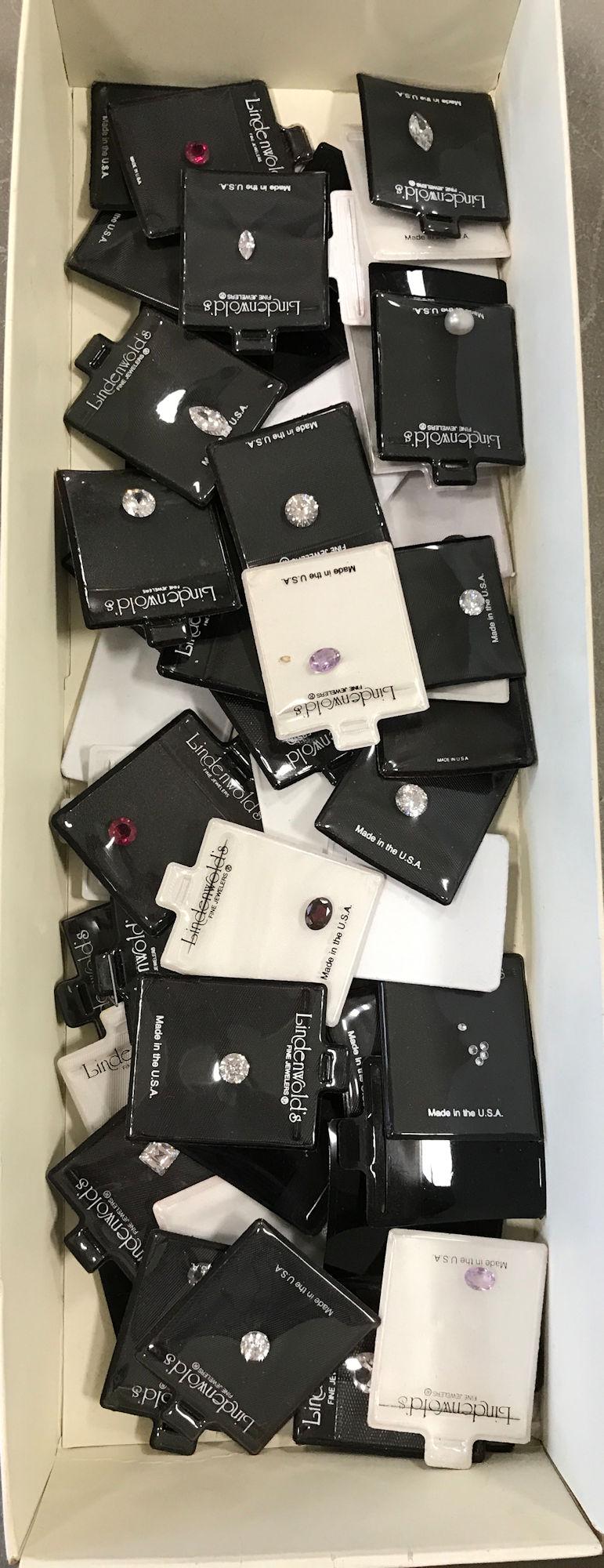 LARGE LOT UNMOUNTED STONES (1 of 4)