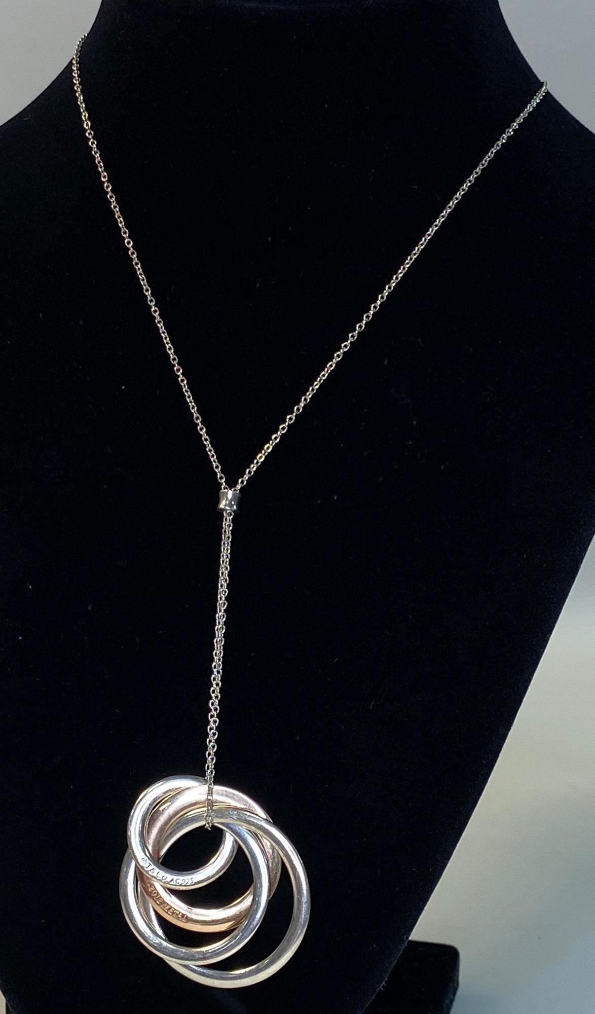 TIFFANY AND CO. STERLING SILVER FASHION NECKLACE (1 of 5)