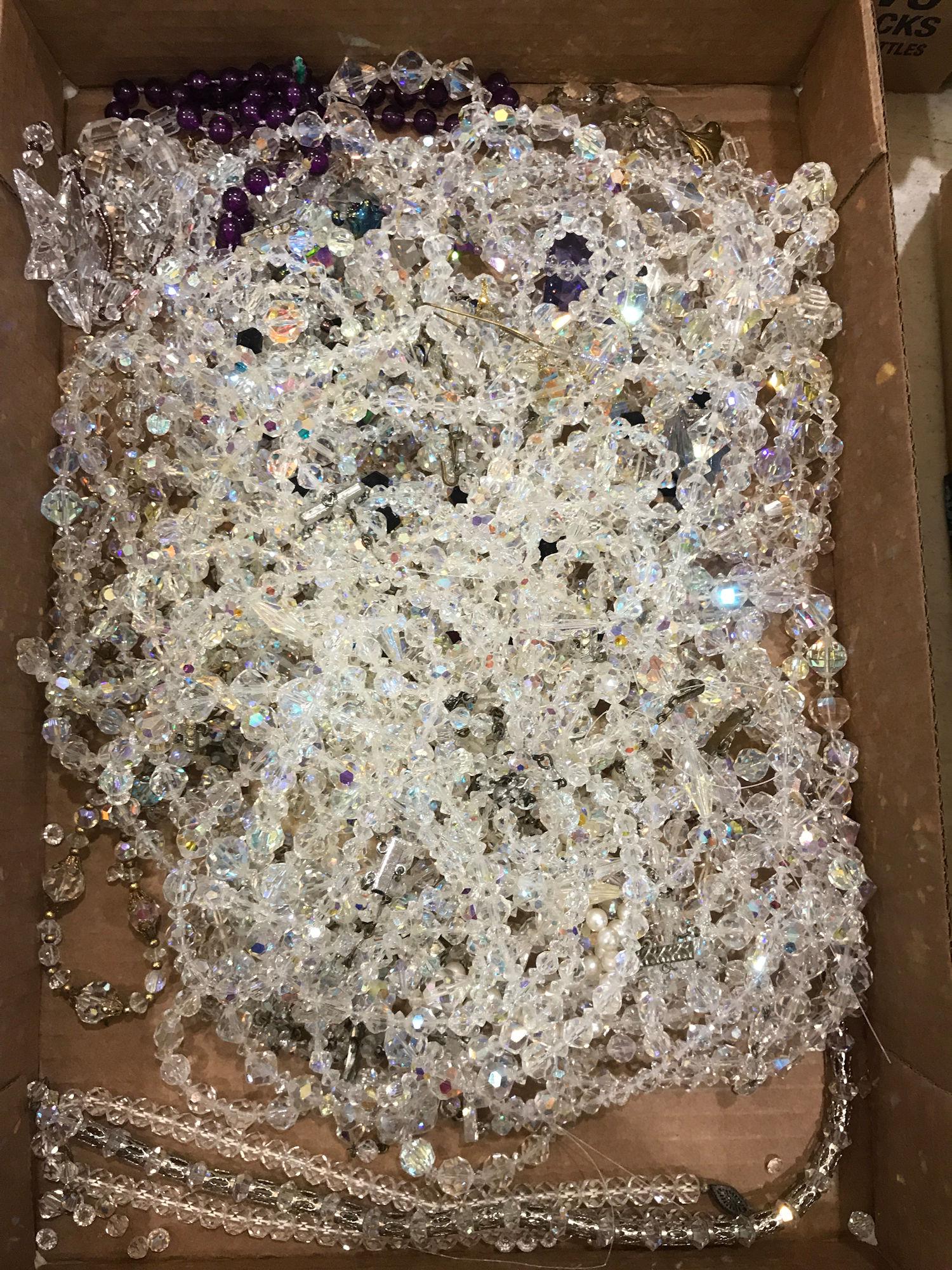 CRYSTAL ACCESSORIES LOT (1 of 5)