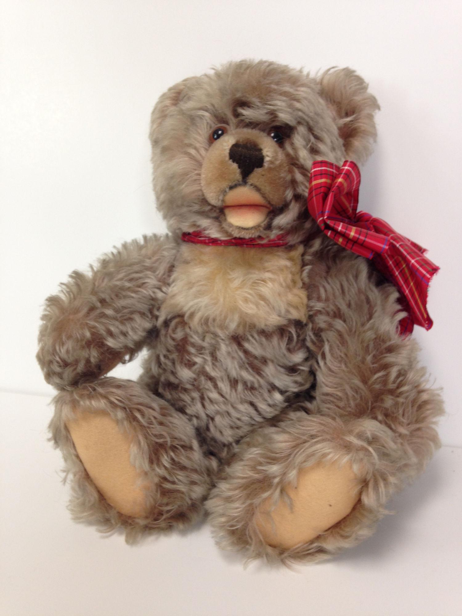 15" STEIFF ZOTTY BEAR; NO EAR BUTTON OR LABEL. (1 of 1)