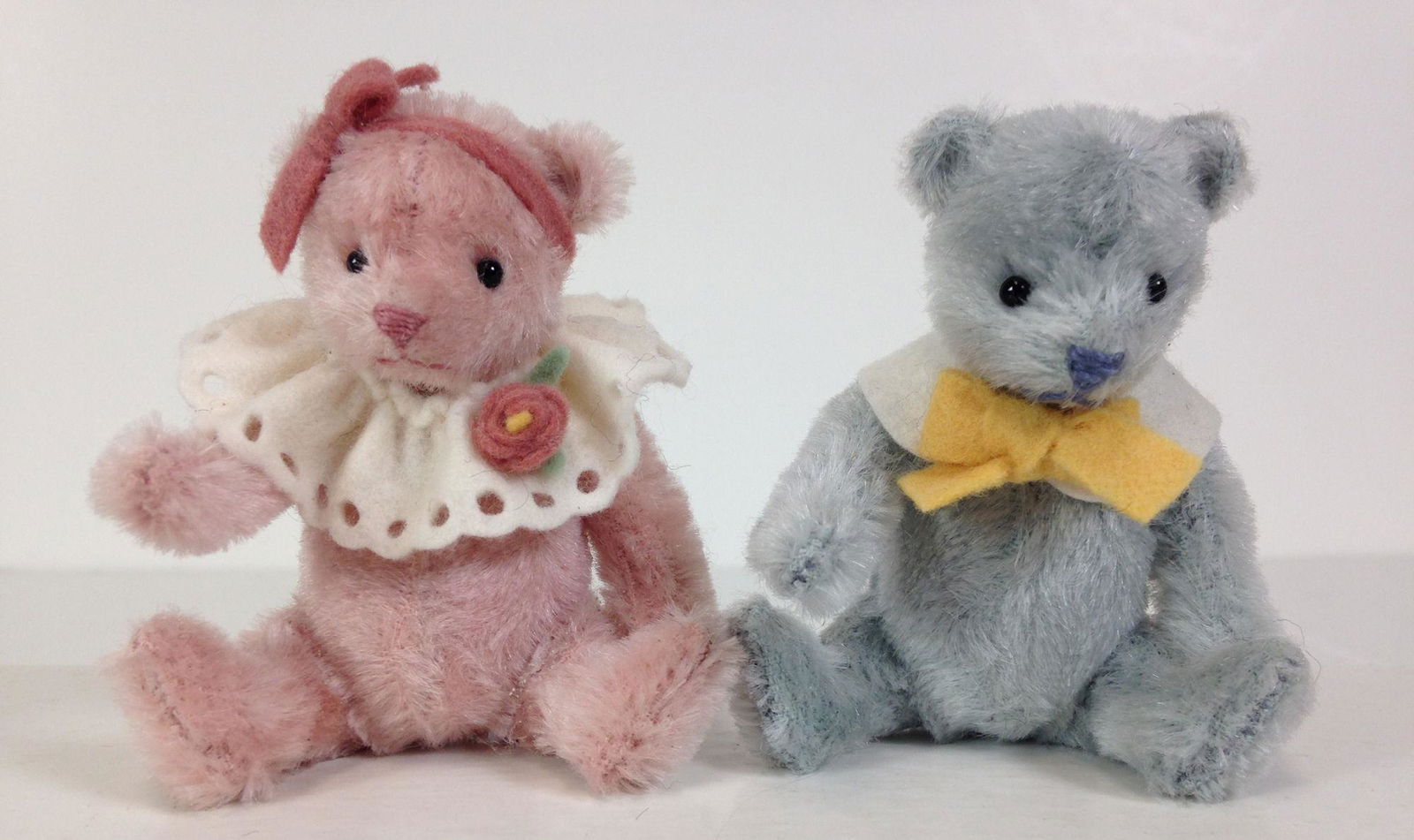 R. JOHN WRIGHT "PINKY & BABY BLUE" MINIATURE TEDDY (1 of 1)