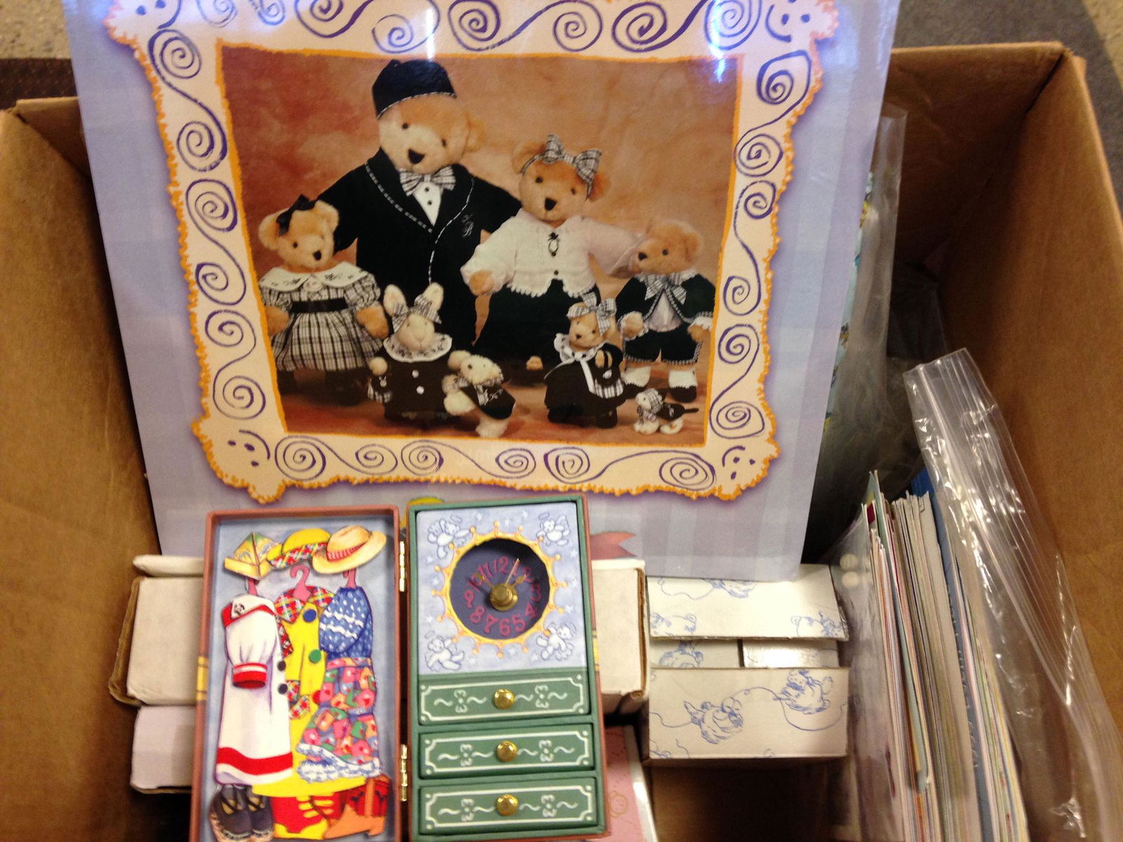 LOT MISCELLANEOUS MUFFY VANDERBEAR CLUB ITEMS. INCLUDES (1 of 2)