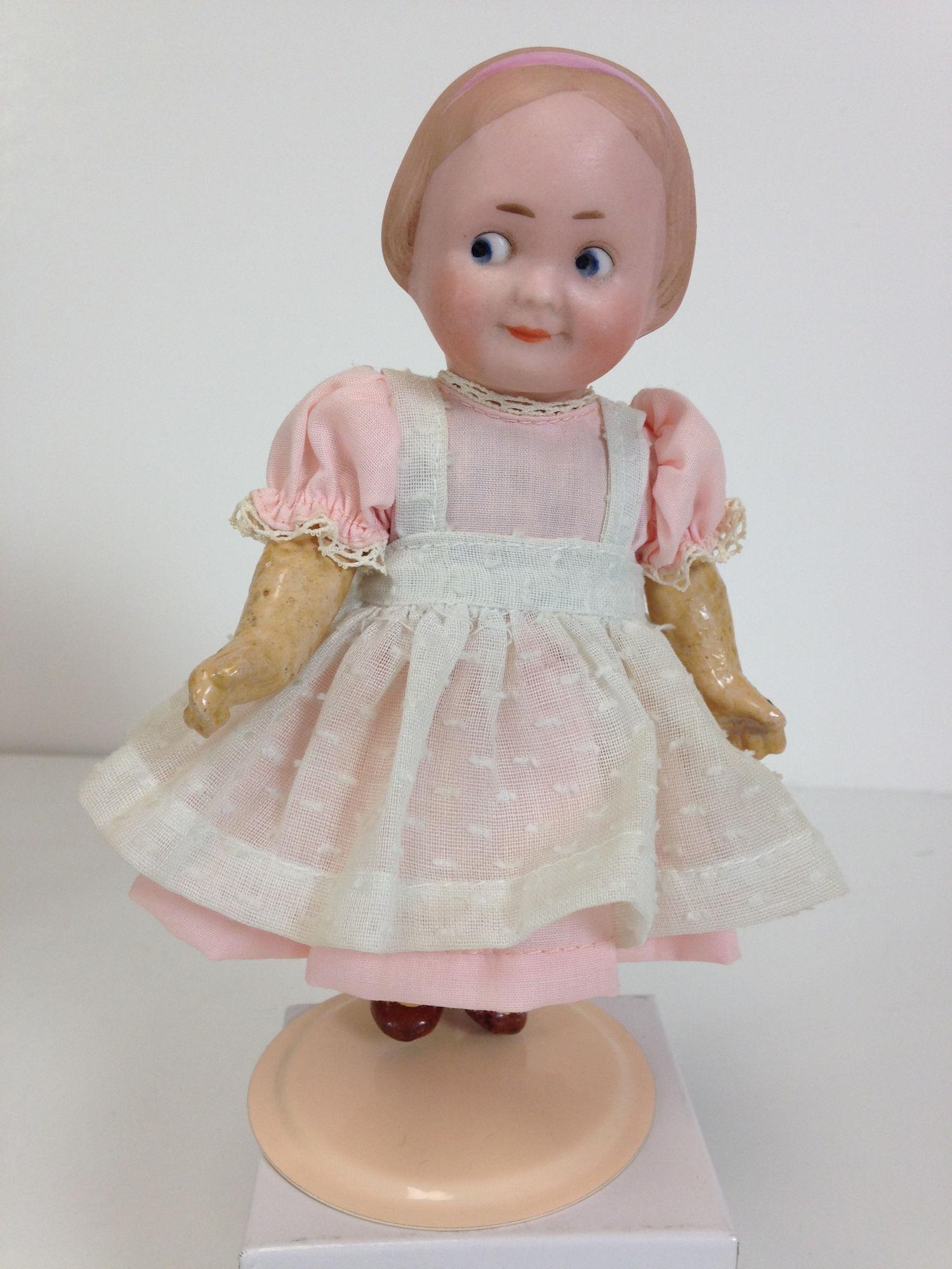 7" RECKNAGEL 46 BISQUE SOCKET HEAD CHARACTER GOOGLY. (1 of 1)