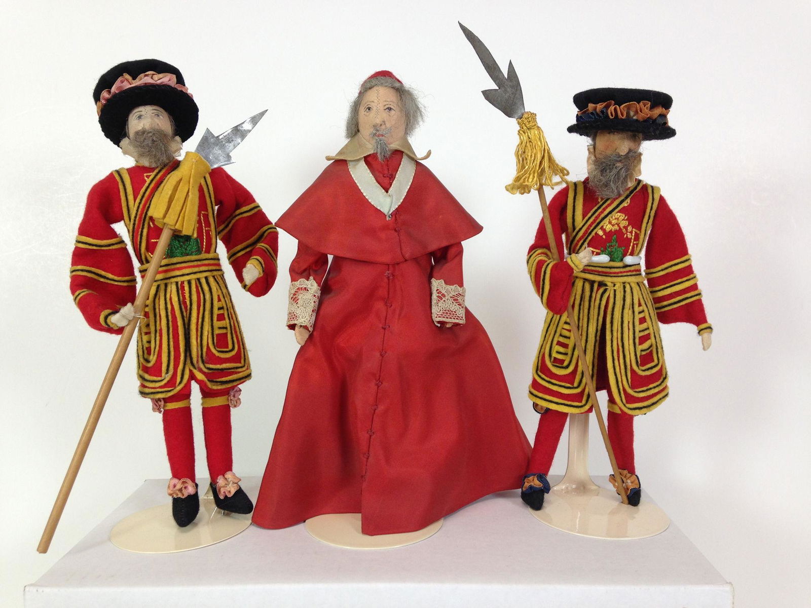 (3) VINTAGE LIBERTY OF LONDON CLOTH DOLLS (9"- 10"). (1 of 3)