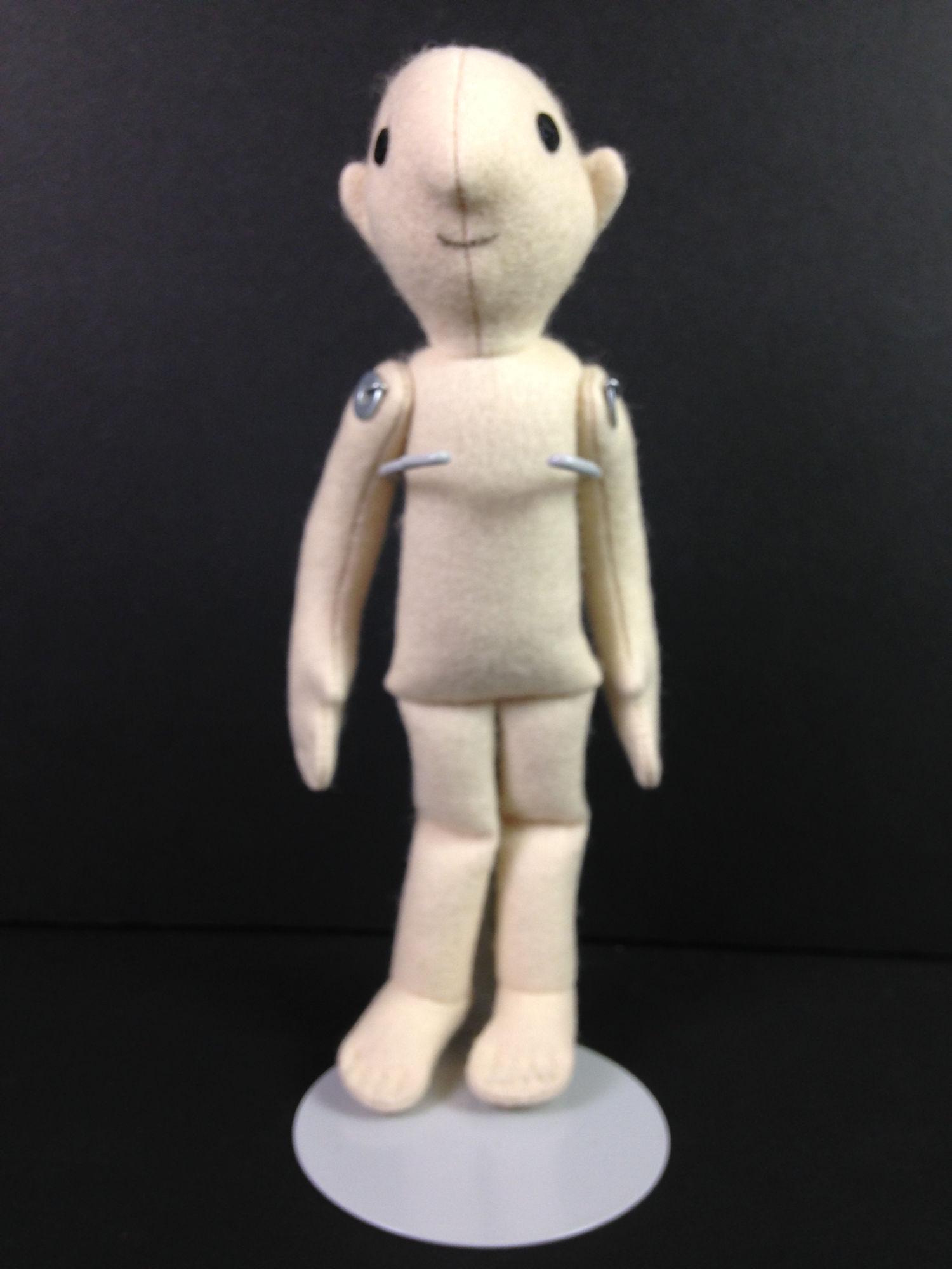 9" R. JOHN WRIGHT "FIRST DOLL- REPLICA" MADE FOR 2005 (1 of 3)