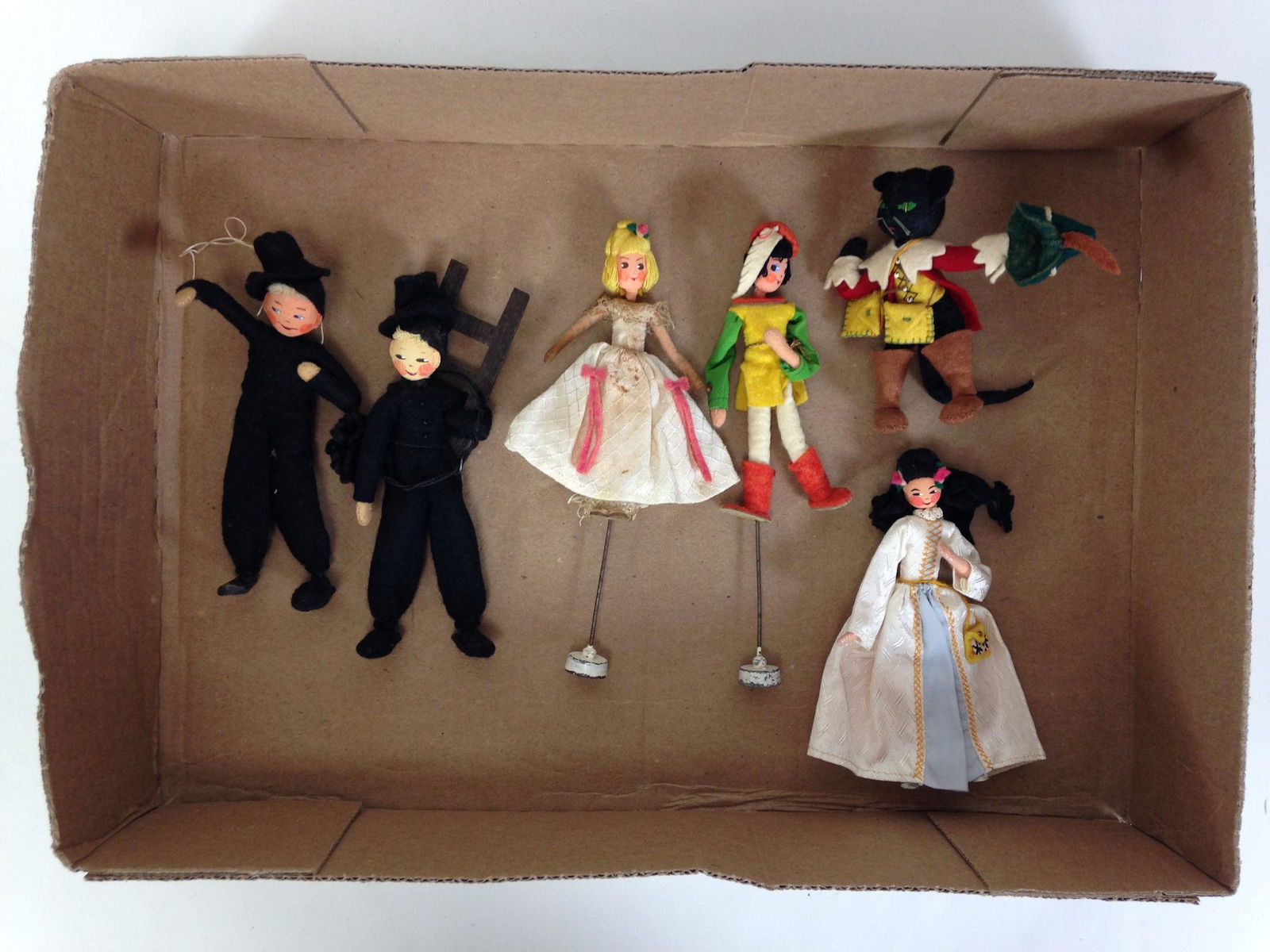 (6) VINTAGE GERMAN BAPS DOLLS INCLUDING 5" SNOW WHITE, (1 of 3)