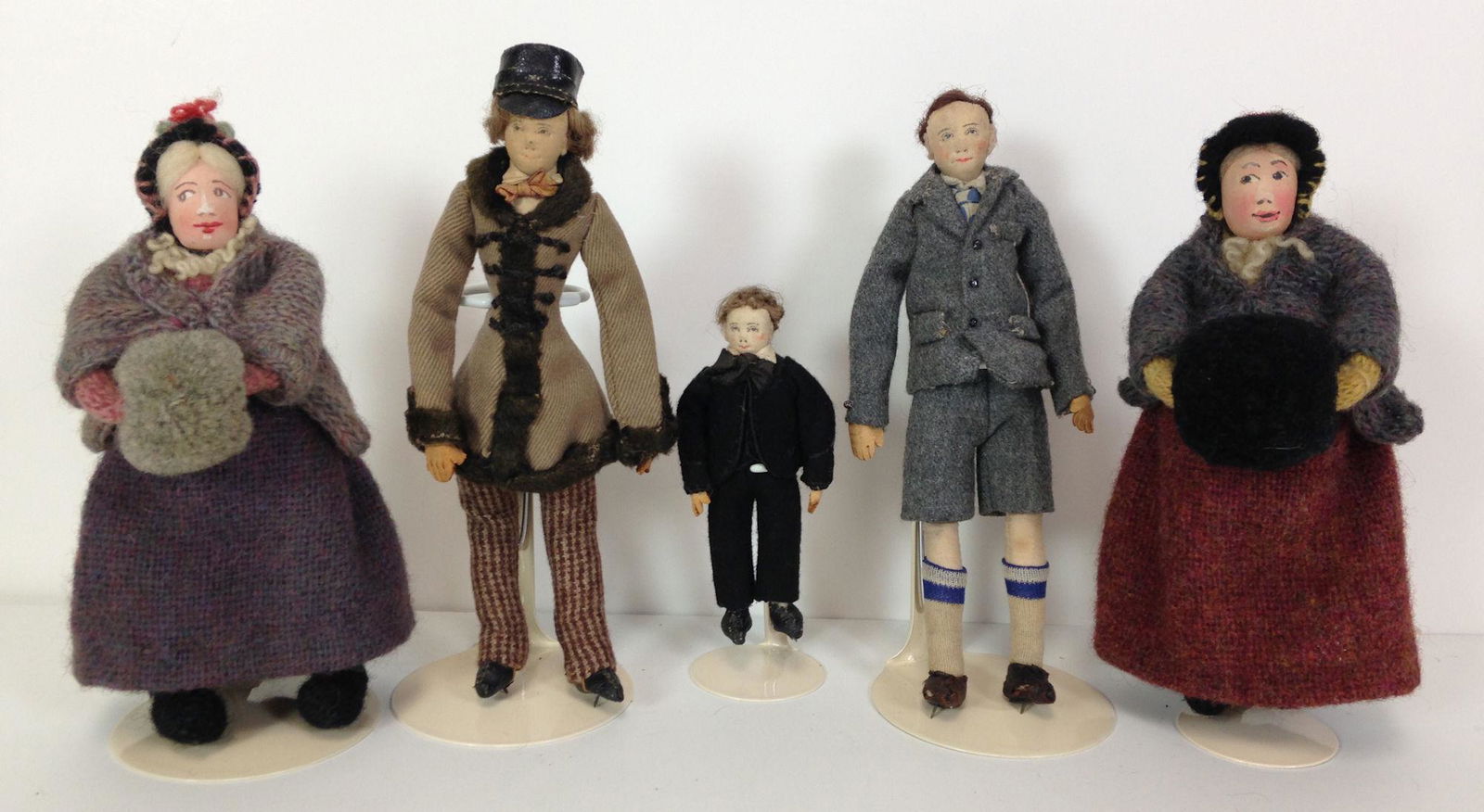 (5) VINTAGE CLOTH DOLLS INCLUDING  (3) LIBERTY OF (1 of 4)