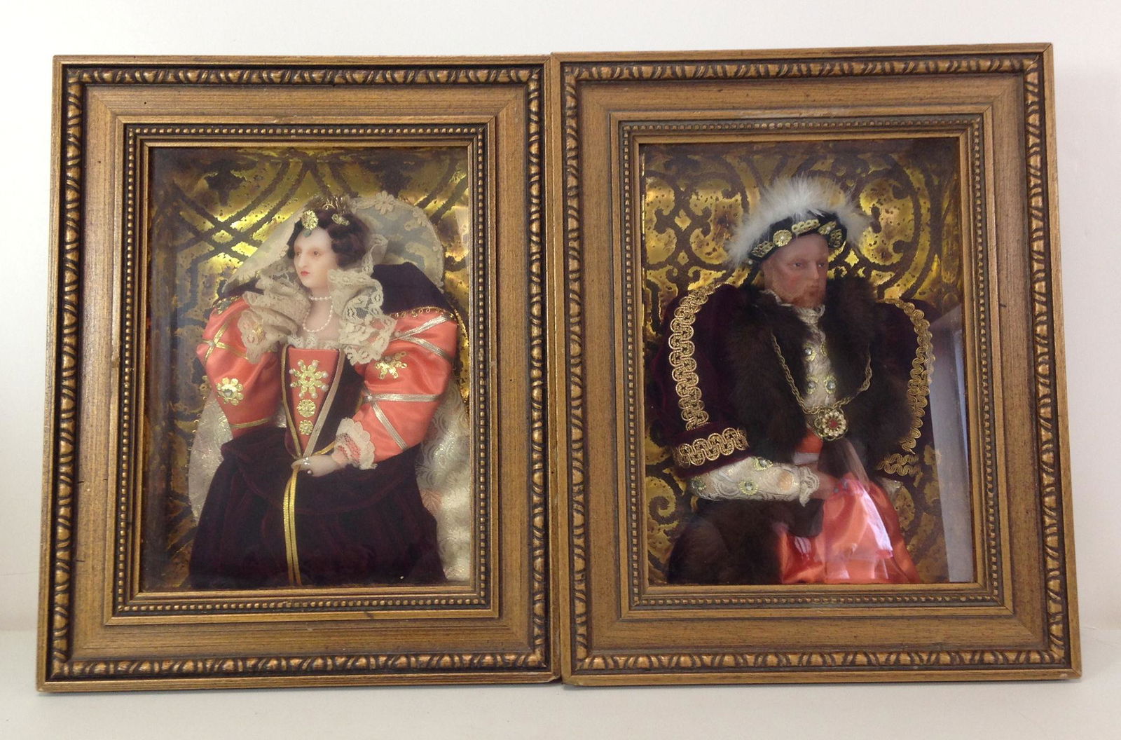 (2) FRAMED WAX HISTORICAL PORTRAIT FIGURES IN SHADOW (1 of 2)
