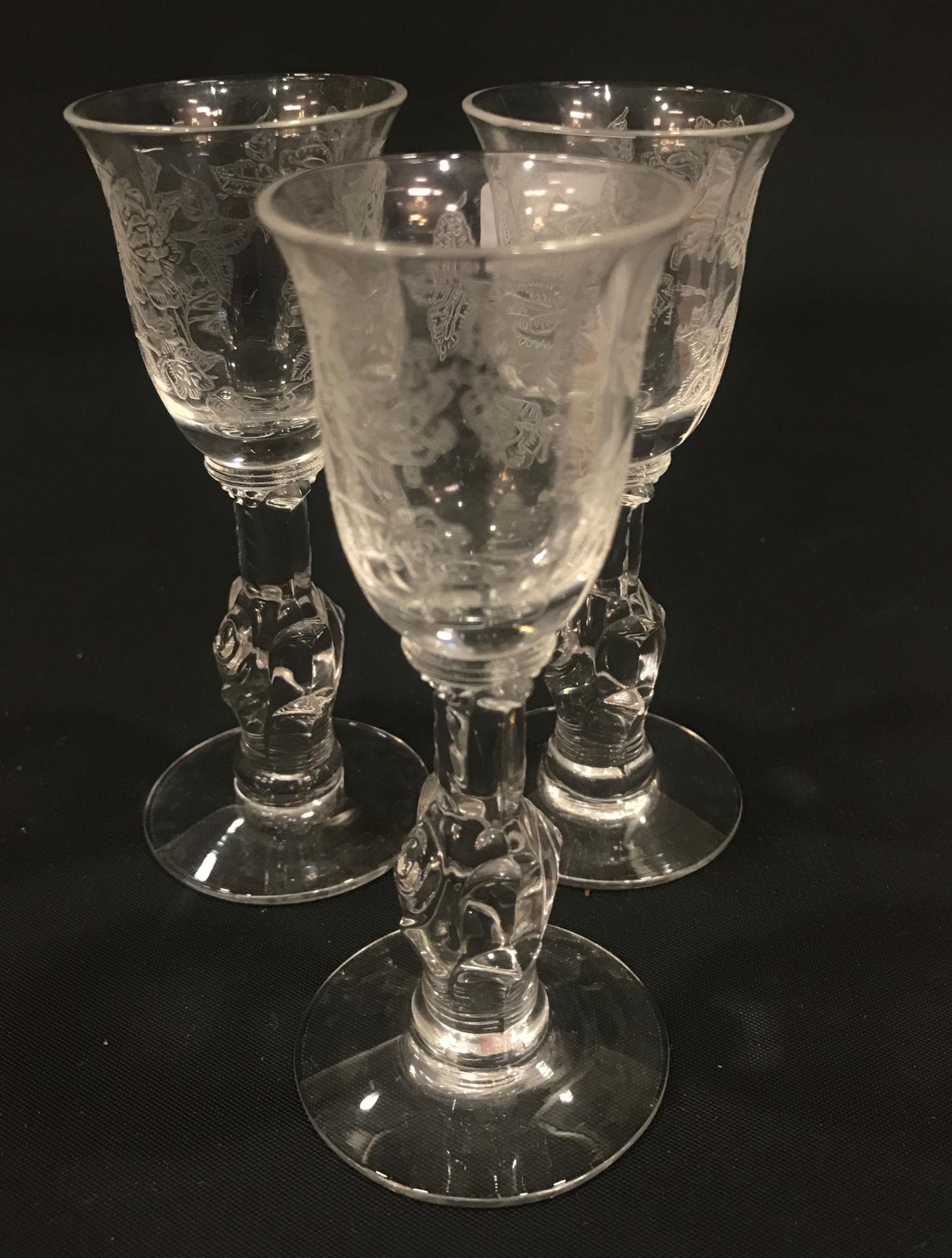 HEISEY ROSE ETCHED 3 PC. LOT OF 1 OZ. CORDIALS (H).: HEISEY ROSE ETCHED 3 PC. LOT OF 1 OZ. CORDIALS (H).