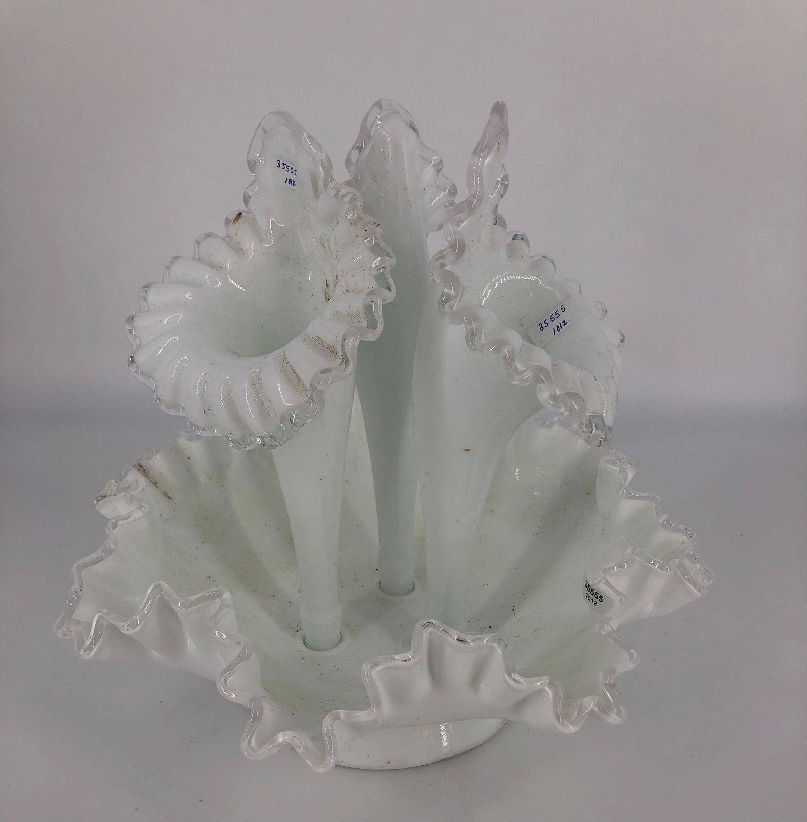 FENTON 11" SILVER CREST FLORAL BOWL AND 3 EPERGNE: FENTON 11" SILVER CREST FLORAL BOWL AND 3 EPERGNE SILVER CREST VASES.