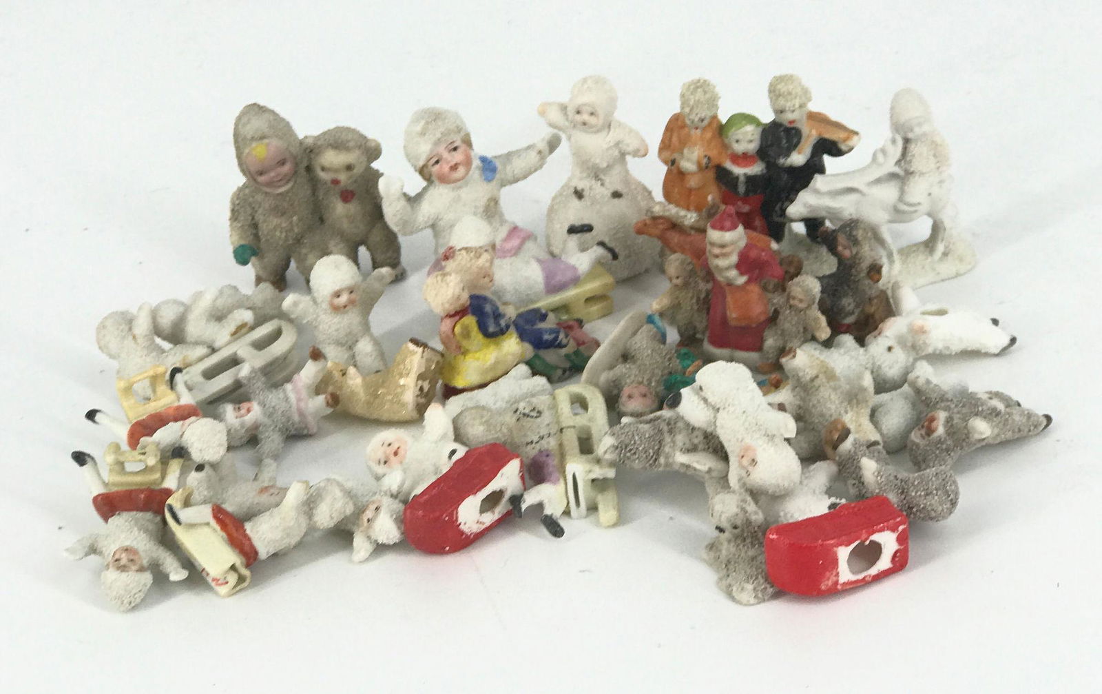 BOX LOT MINIATURE SNOW BABIES RANGING FROM Â¾"-2Â½". (1 of 1)