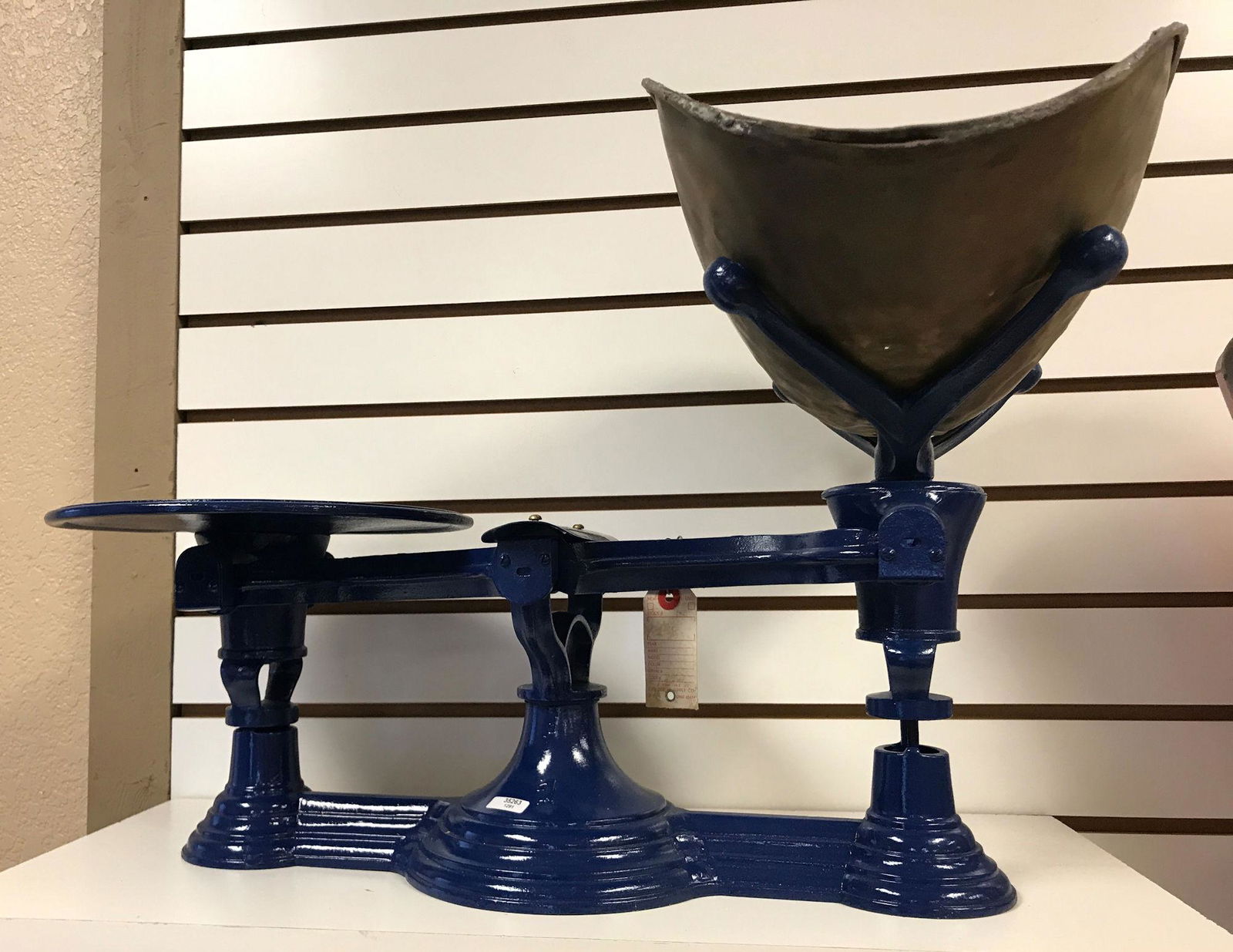 CAST IRON SCALE PAINTED BLUE - 25" LONG (1 of 1)