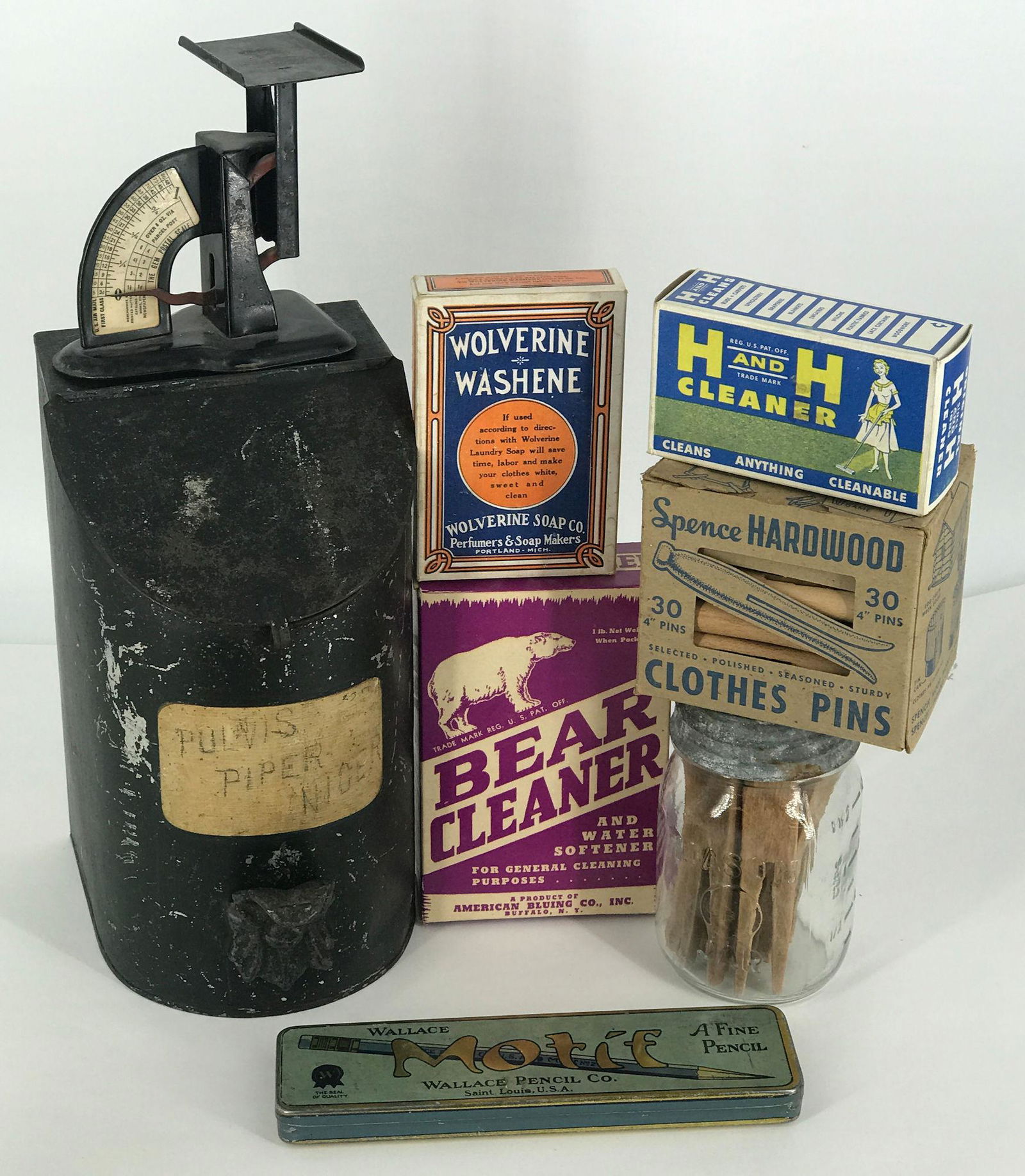 BOX LOT VINTAGE DECOR INCLUDING 9Â½" MAILBOX, WALLACE (1 of 1)