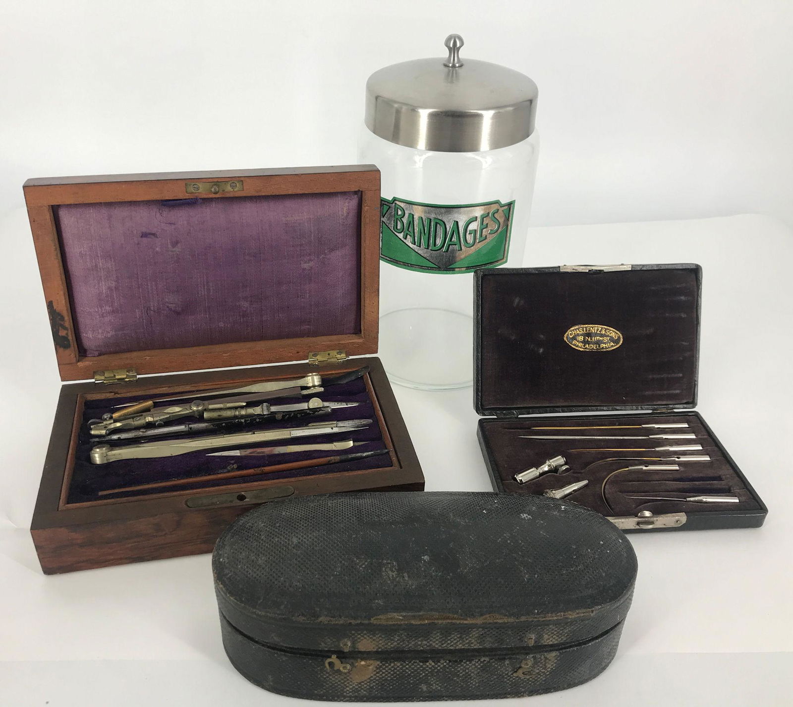 BOX LOT VINTAGE DOCTOR'S OFFICE ITEMS INCLUDING 7" (1 of 2)