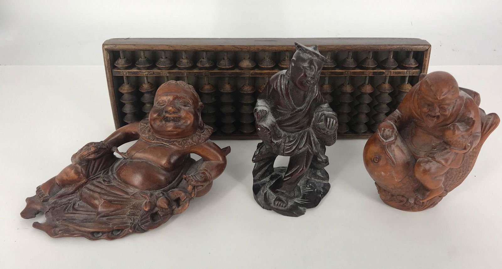 BOX LOT INCLUDING VINTAGE ABACUS ASIAN CHINESE (1 of 2)