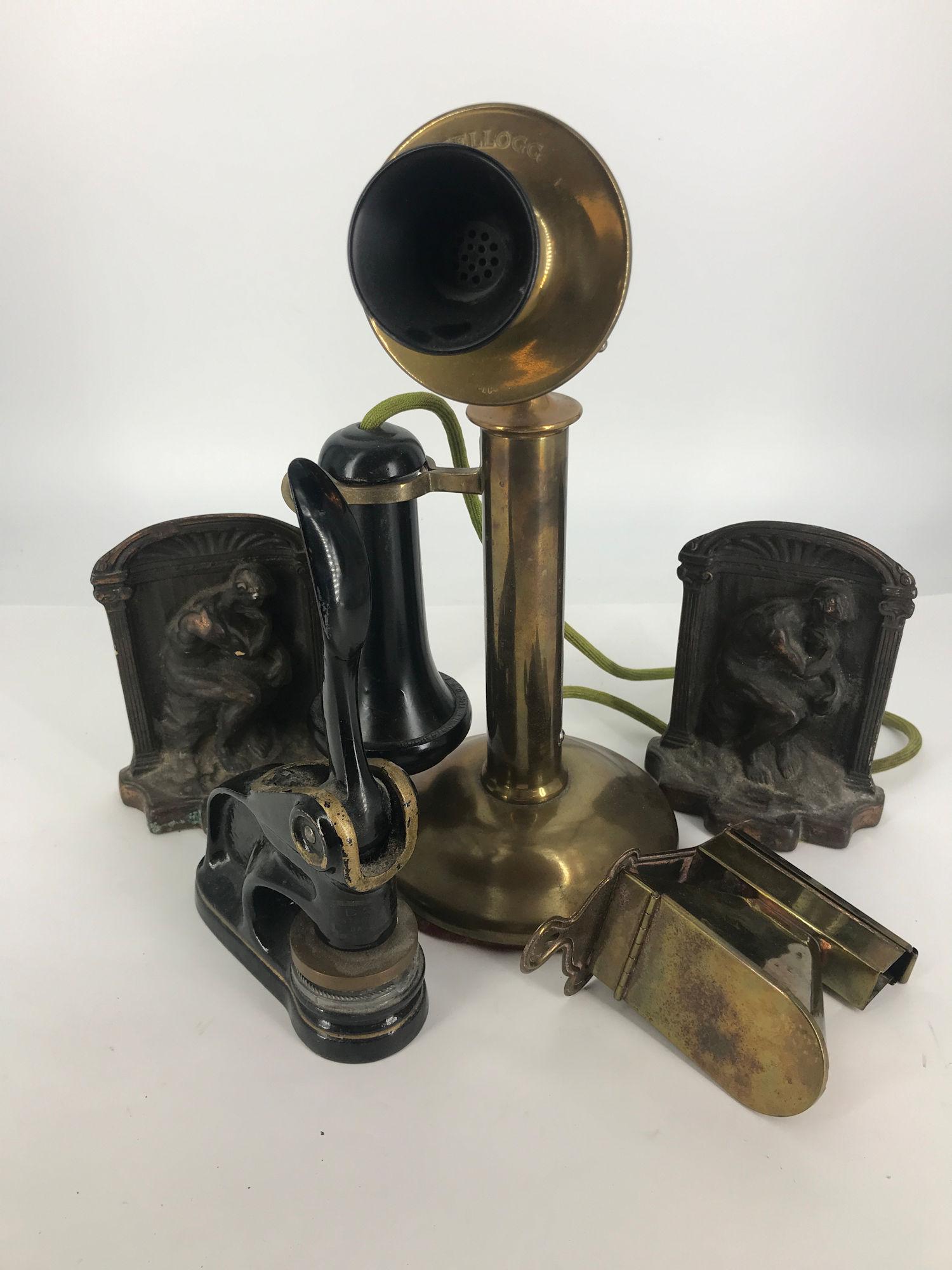 BOX LOT INCLUDING VINTAGE ANTIQUE ESTATE KELLOGG (1 of 1)