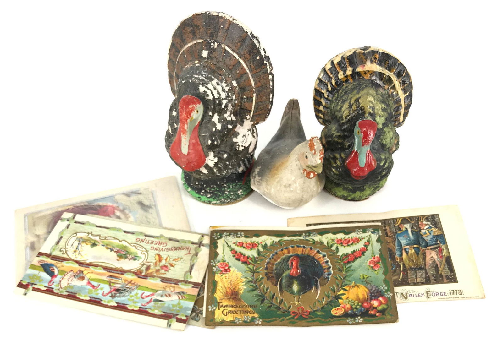 BOX LOT VINTAGE THANKSGIVING DECOR INCLUDING TWO PAPER (1 of 1)