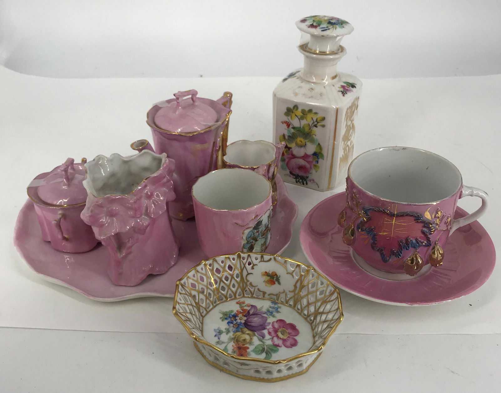 BOX LOT CHINA INCLUDING PINK CUP AND SAUCER, AND (1 of 1)