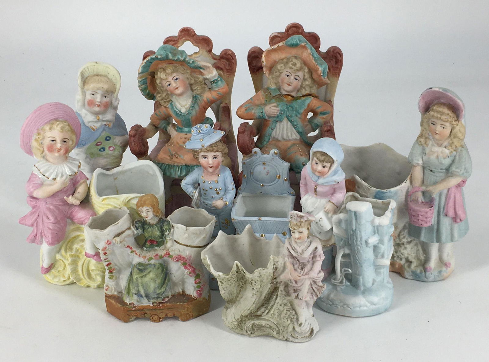 BOX LOT BISQUE FIGURINES (3Â½"-6") INCLUDING VASES. (1 of 1)
