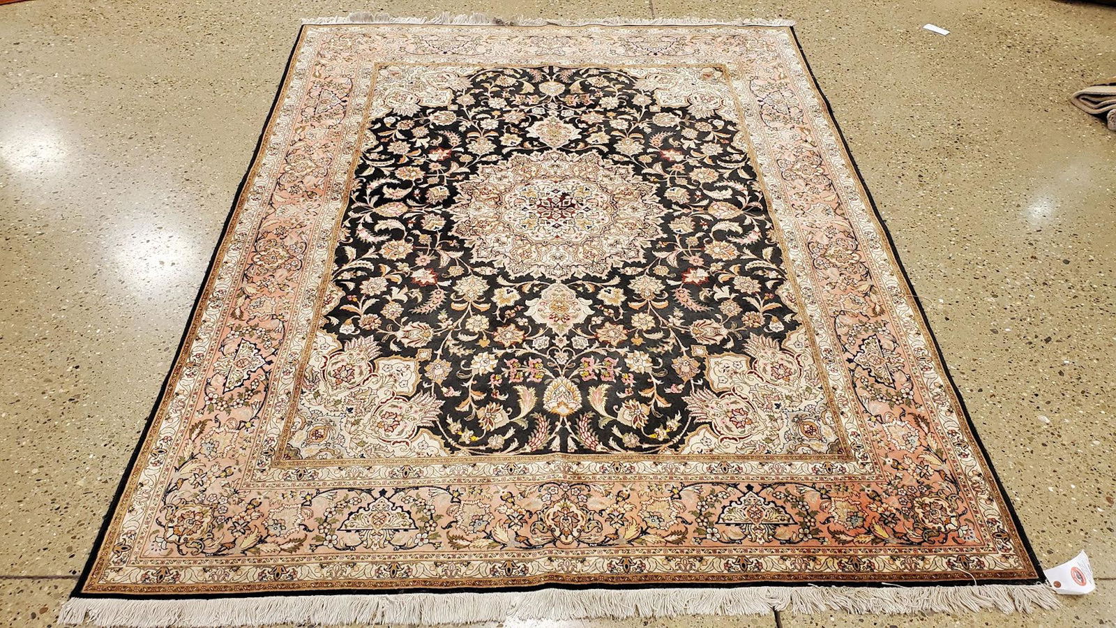 ORIENTAL RUG PERSIAN TABRIZ, 6'8" X 8'4" (1 of 6)