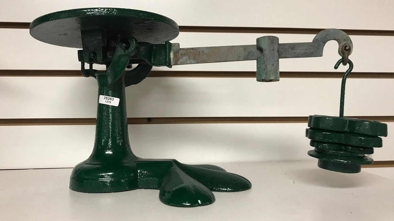CAST IRON SCALE PAINTED GREEN 16" LONG (1 of 1)