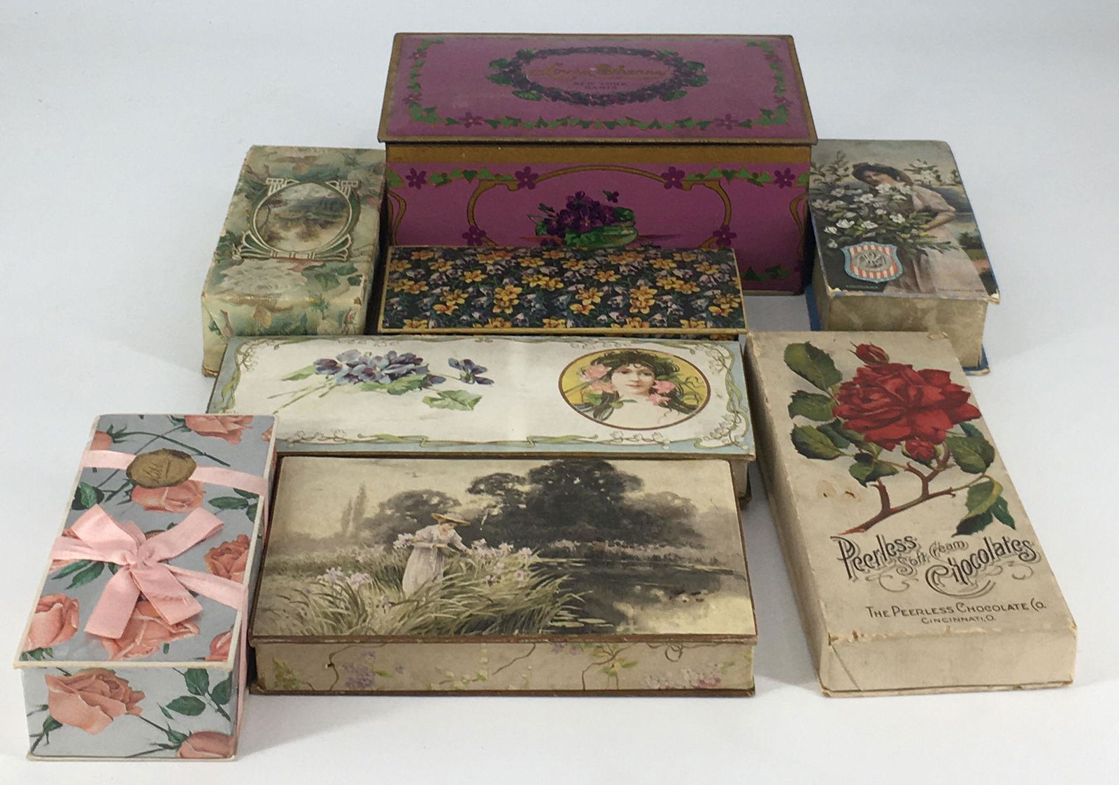 BOX LOT VINTAGE BOXES, MOSTLY CHOCOLATE, INCLUDING (1 of 1)