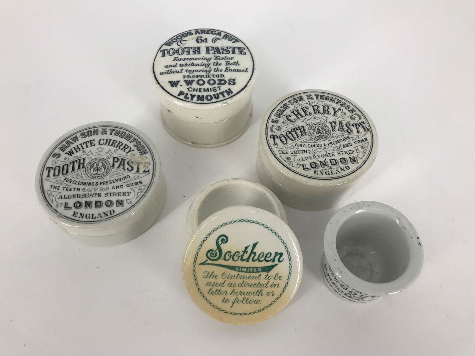 BOX LOT 5 IRONSTONE TOOTHPASTE AND OINTMENT CONTAINERS, (1 of 2)