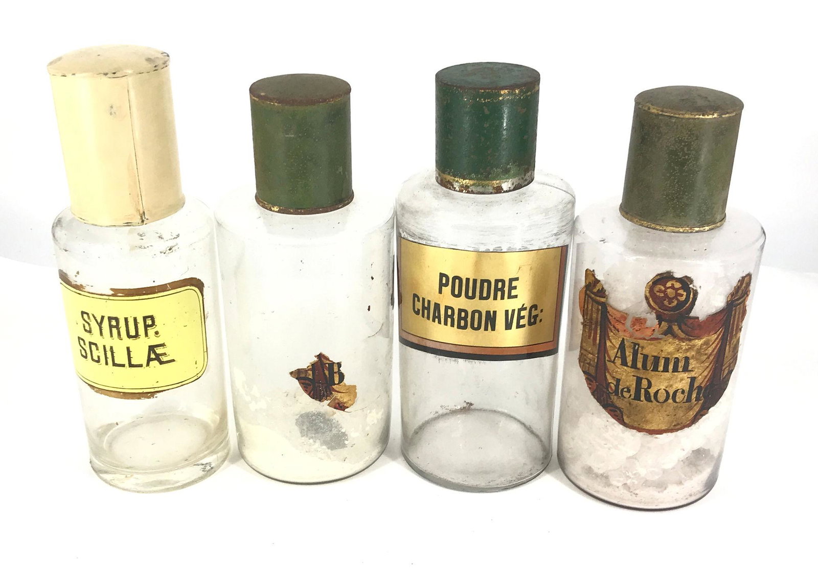 BOX LOT 4 APOTHECARY JARS, ONE WITH CHIPS IN SPOUT. ALL: BOX LOT 4 APOTHECARY JARS, ONE WITH CHIPS IN SPOUT. ALL WITH LIDS AND 9¼" TALL.