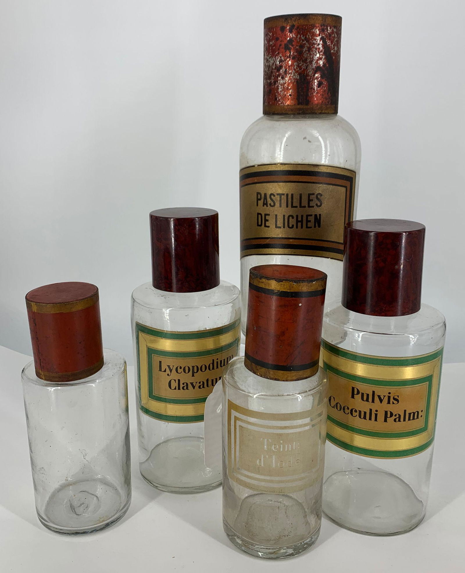 BOX LOT 5 APOTHECARY JARS (6Â¼"-10"), ONE WITH NO LABEL (1 of 1)