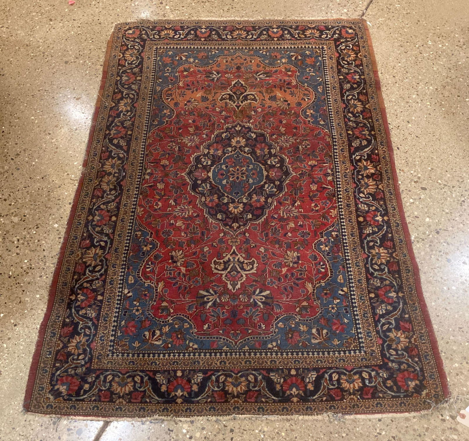 ORIENTAL RUG PERSIAN SAROUK, 3'3" X 5'1" (1 of 1)
