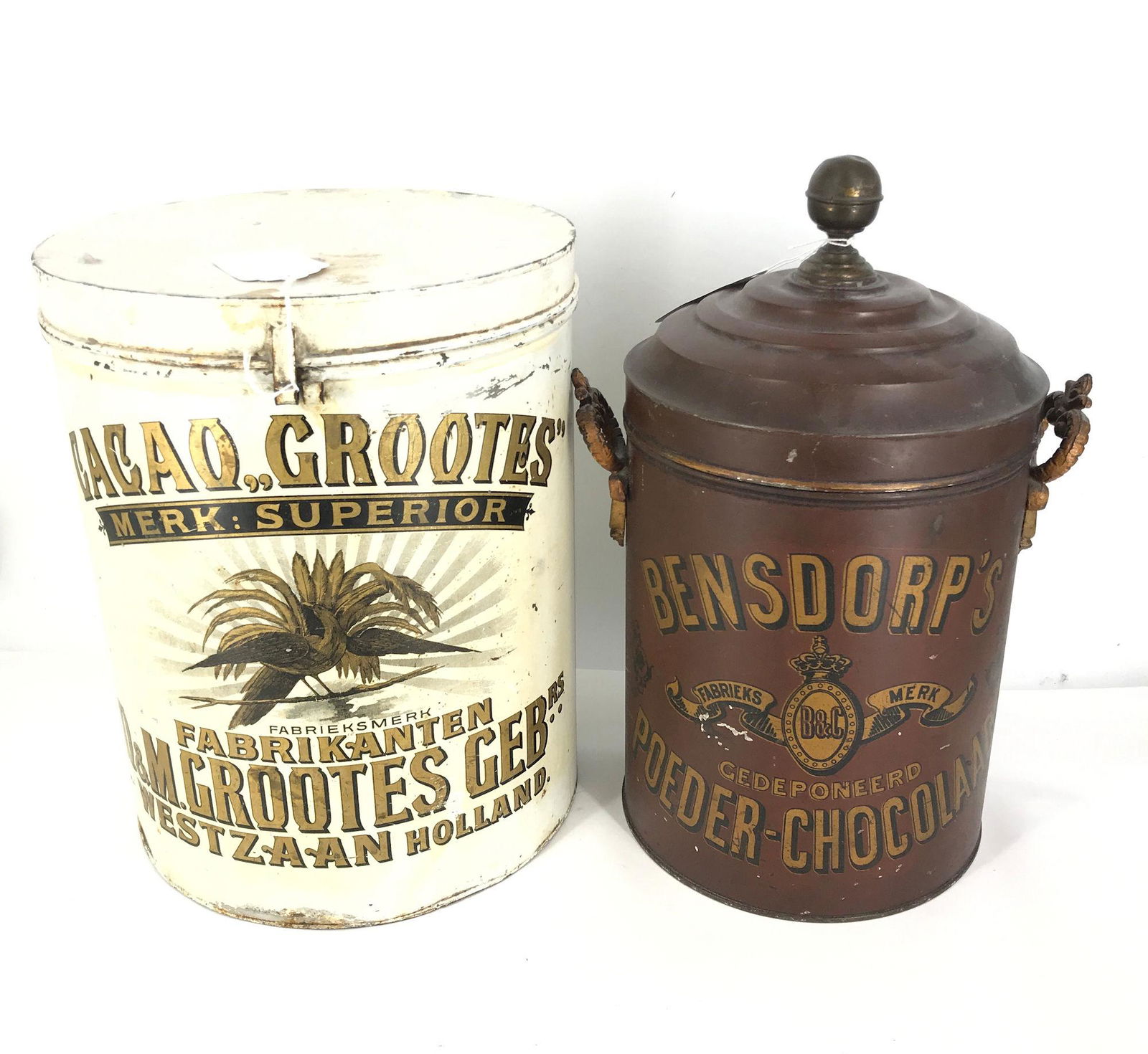 SET OF TWO VINTAGE TINS INCLUDING A 15Â½" BROWN DOUBLE (1 of 1)