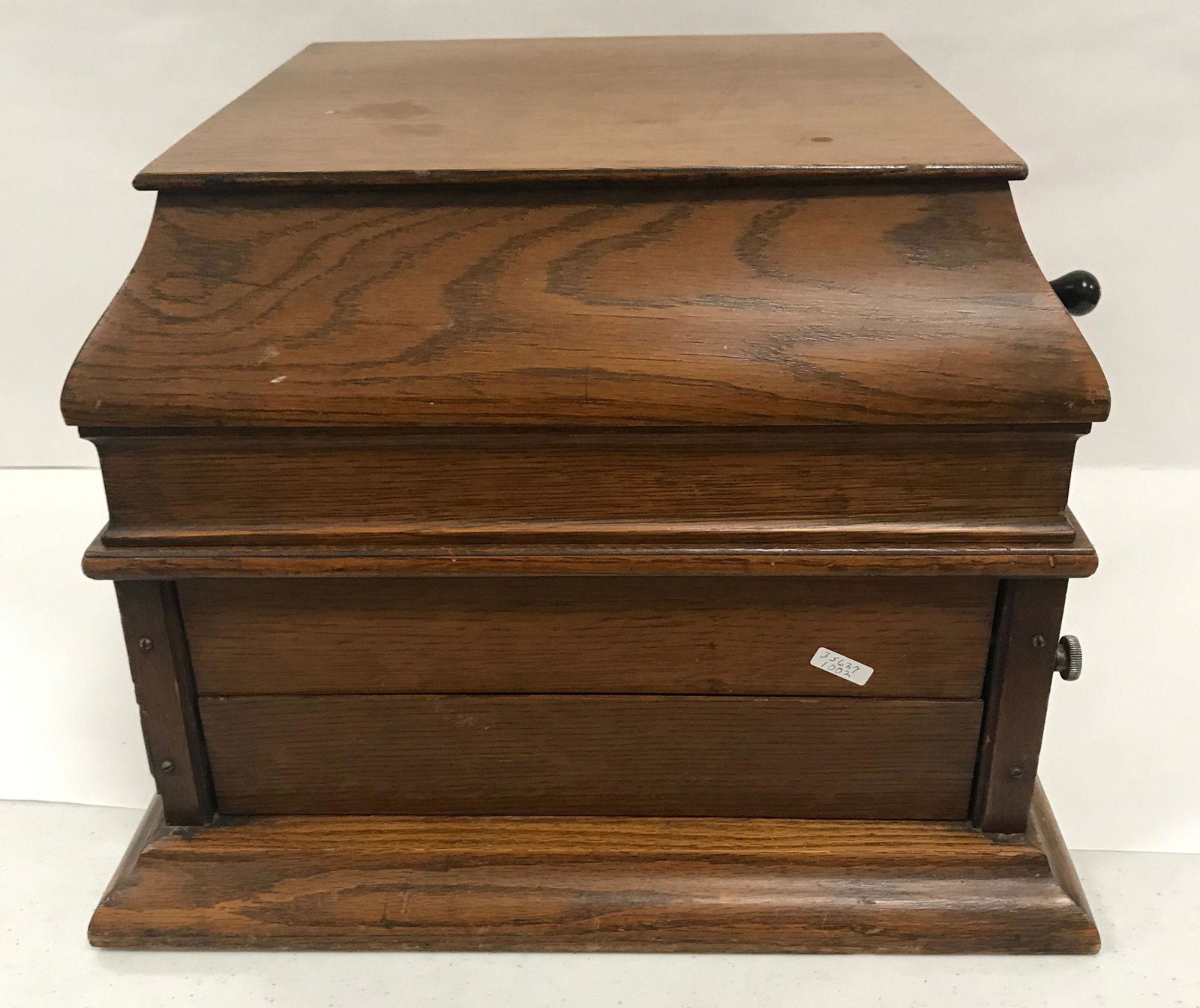 OAK TABLE MODEL COLUMBIA GRAFONOLA WORKS AT TIME OF (1 of 5)