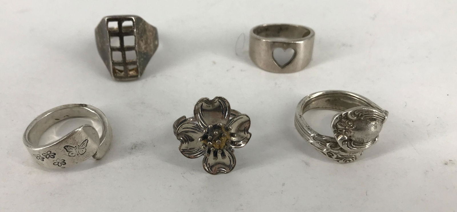 FIVE STERLING RINGS (1 of 5)