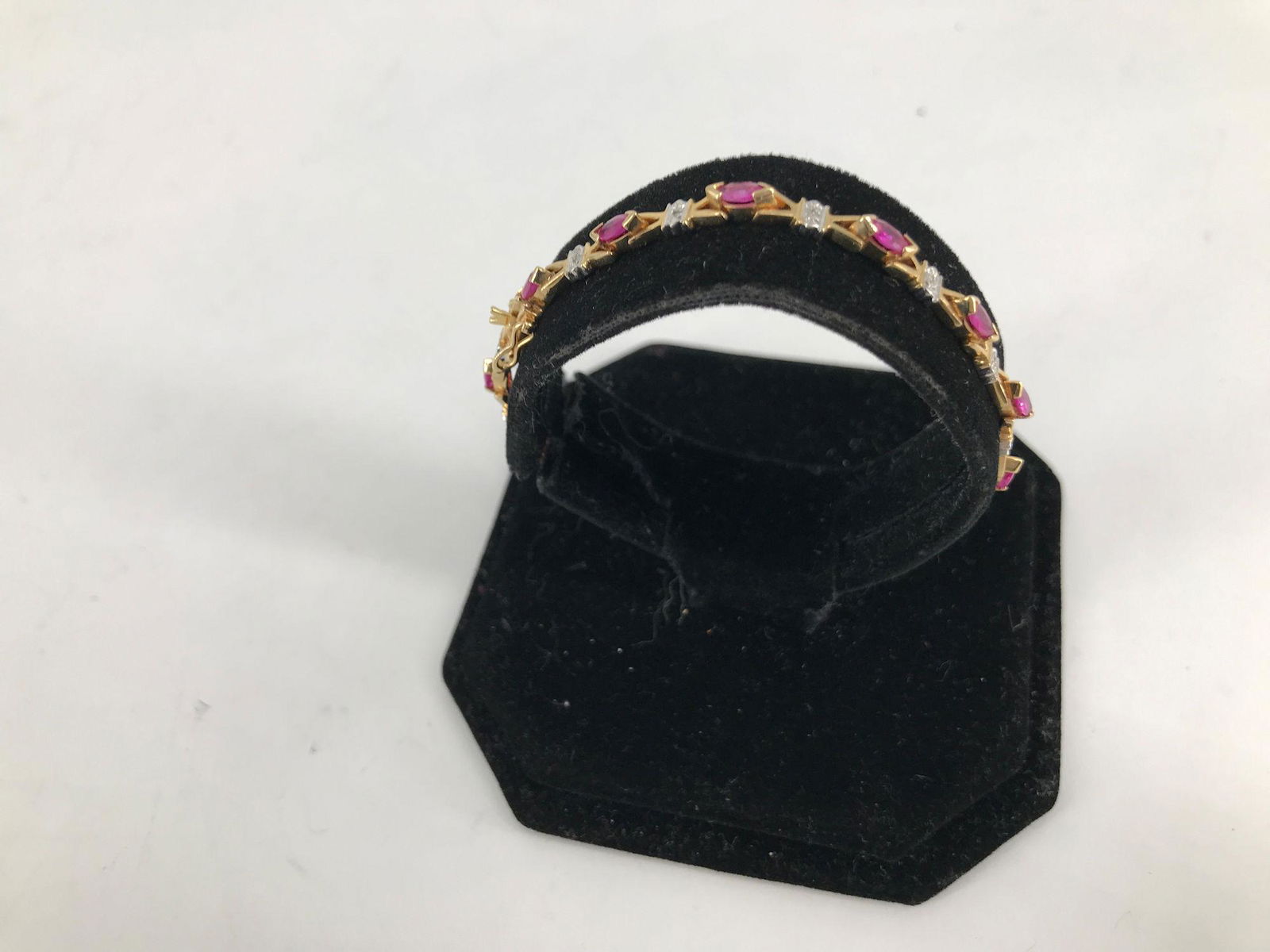 14KT YELLOW GOLD AND GEMSTONE LINE BRACELET (1 of 2)