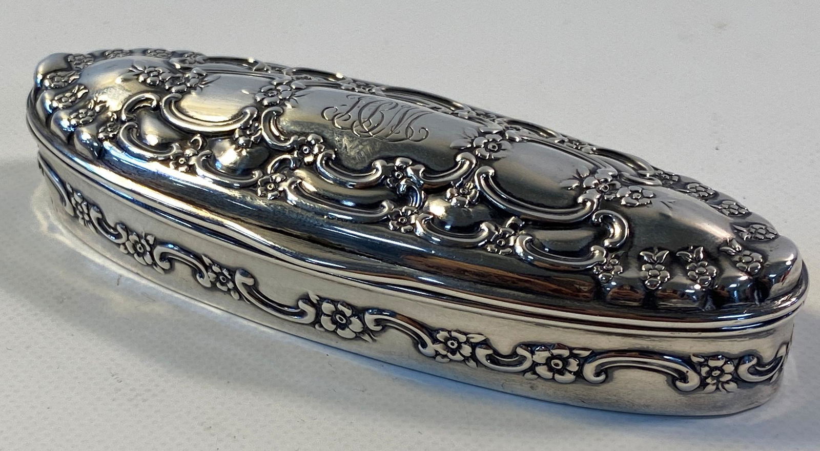 STERLING SILVER TIFFANY & CO. TRINKET BOX (1 of 6)