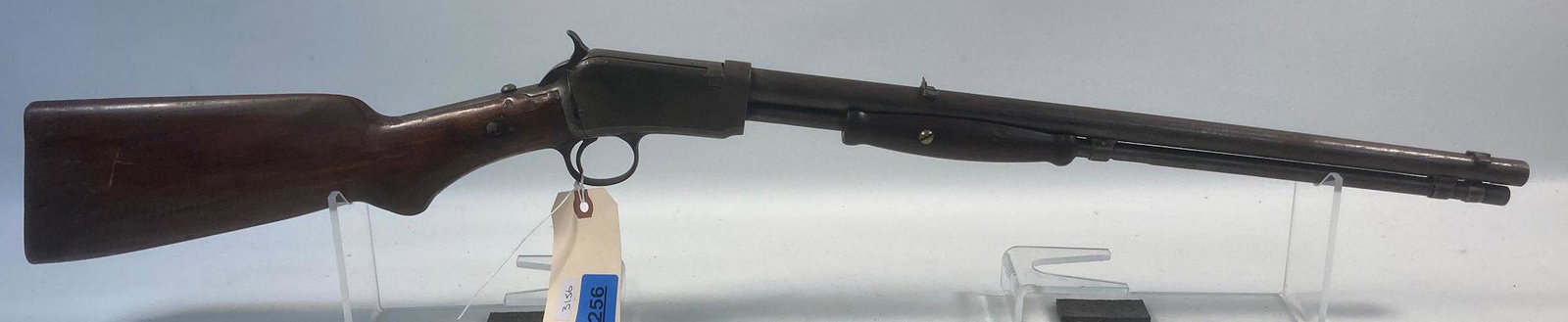 WINCHESTER MODEL 06 .22 CALIBER PUMP RIFLE SN: 641730,: WINCHESTER MODEL 06 .22 CALIBER PUMP RIFLE SN: 641730, REPAIRED STOCK AND FOREARM, RUSTED. BY BIDDING ON THIS LOT BUYER ACCEPTS RESPONSIBILITY OF KNOWLEDGE OF STATE AND FEDERAL LAWS FOR RECEIVING THIS