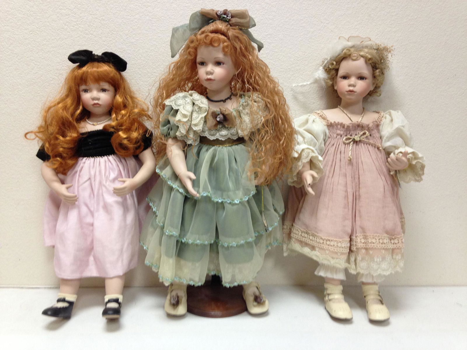 Geppeddo dolls hotsell collector series