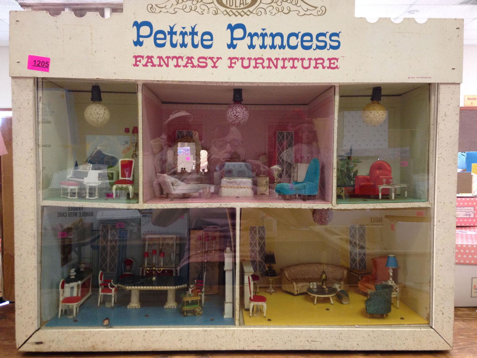 Petite 2024 princess dollhouse