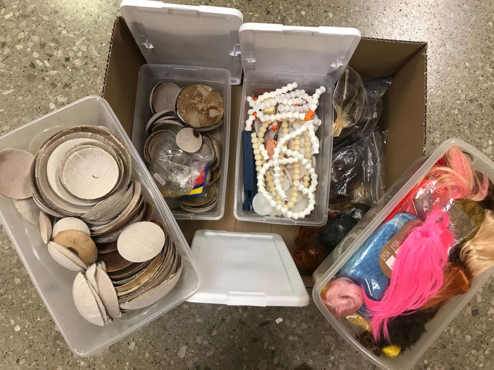 LOT MISC. DOLL WIGS & PATES. ALL ITEMS ARE SOLD AS IS. (1 of 1)